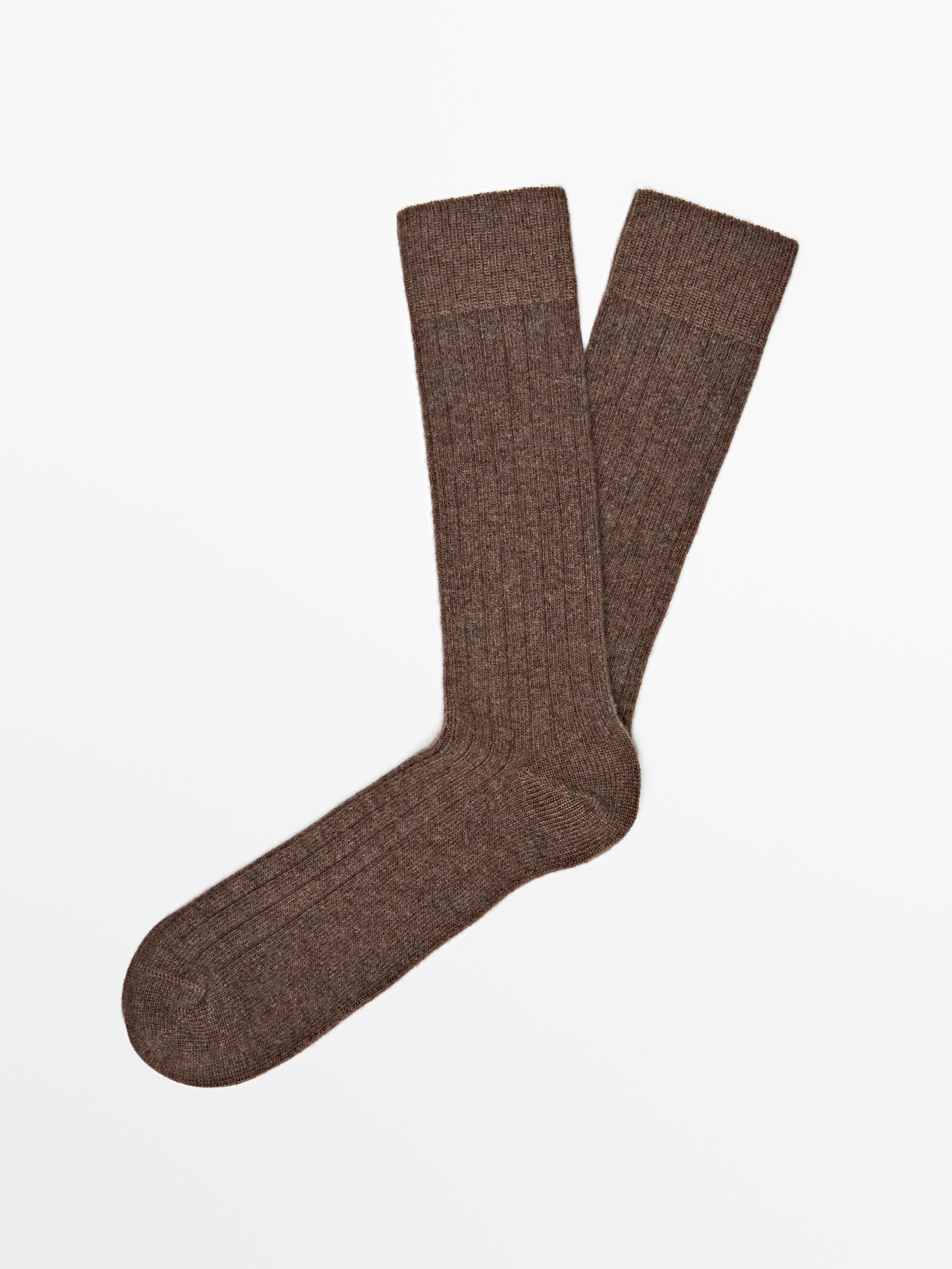 Ribbed knit wool and cashmere socks