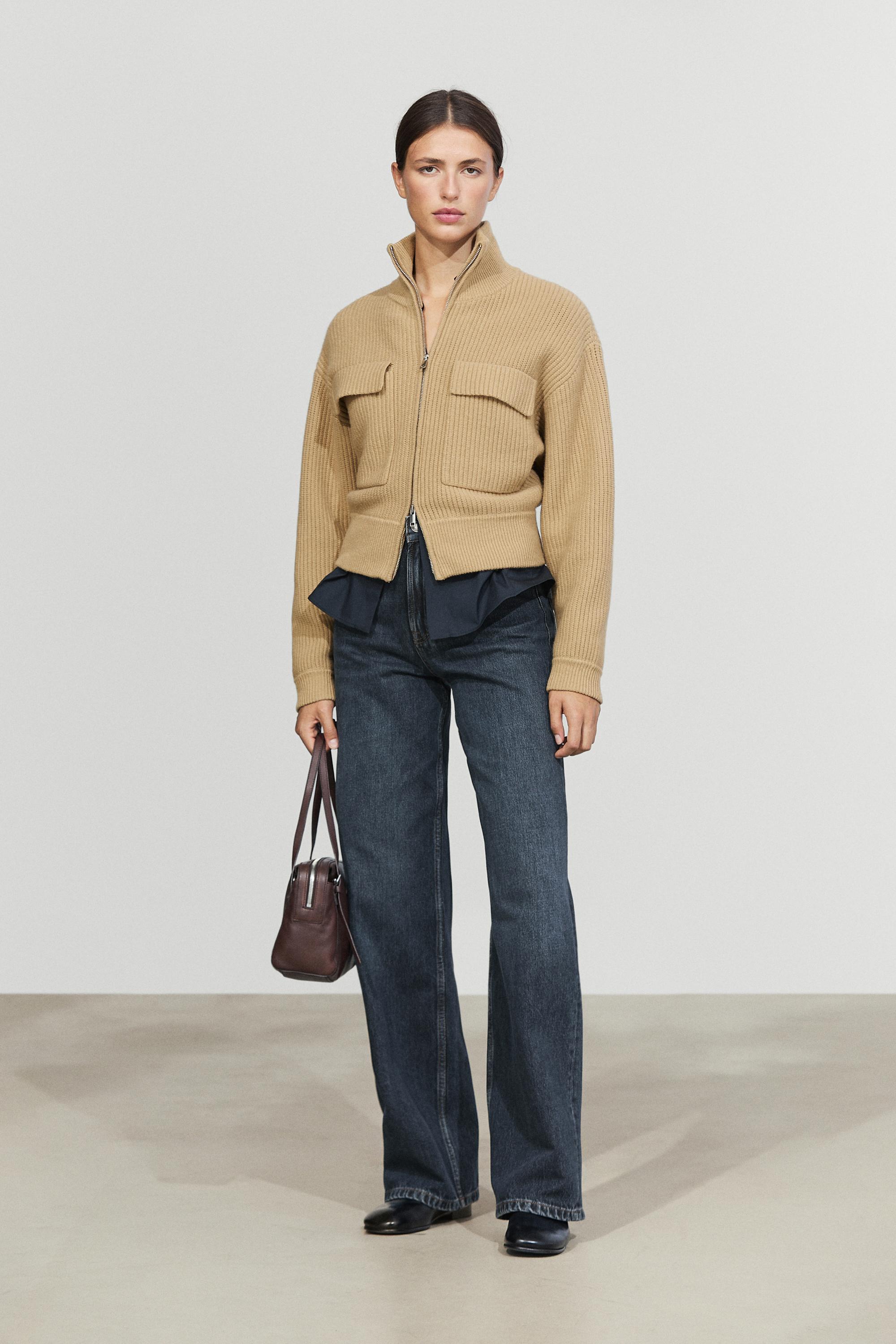 Zip-up knit cardigan with cotton