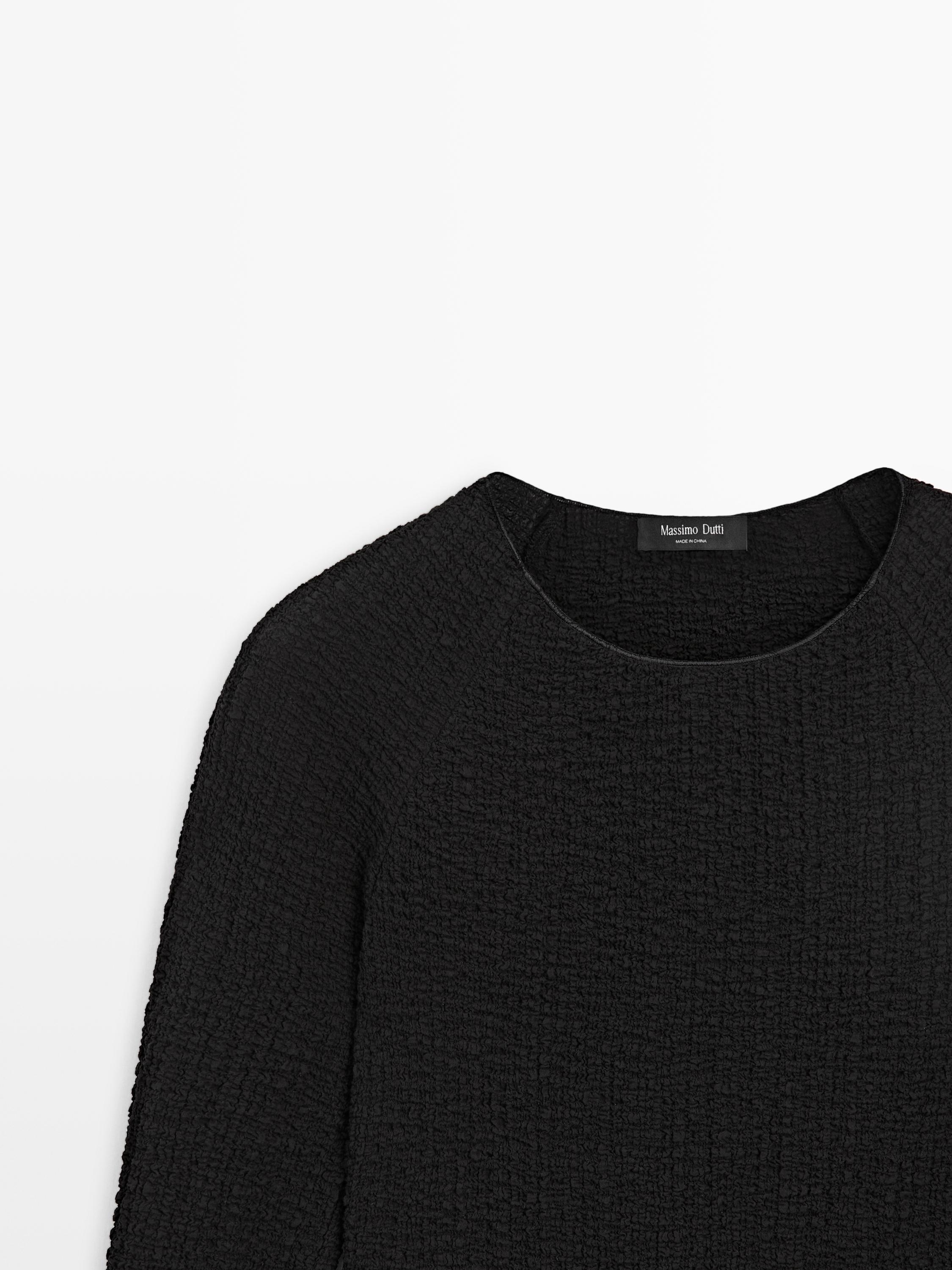 Camiseta detalle lazada