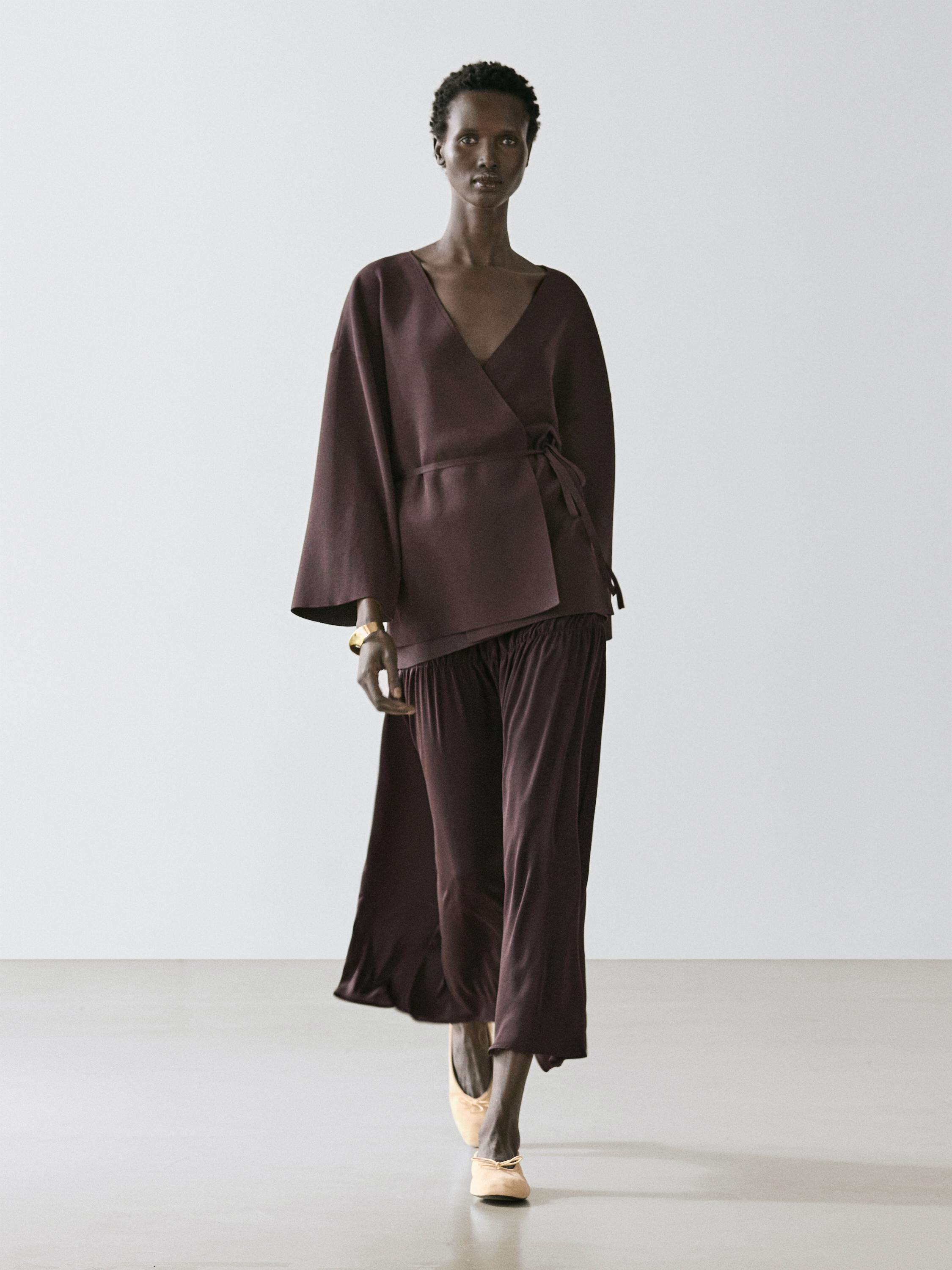 Kimono e thurur e derdhur me detaj me rrip