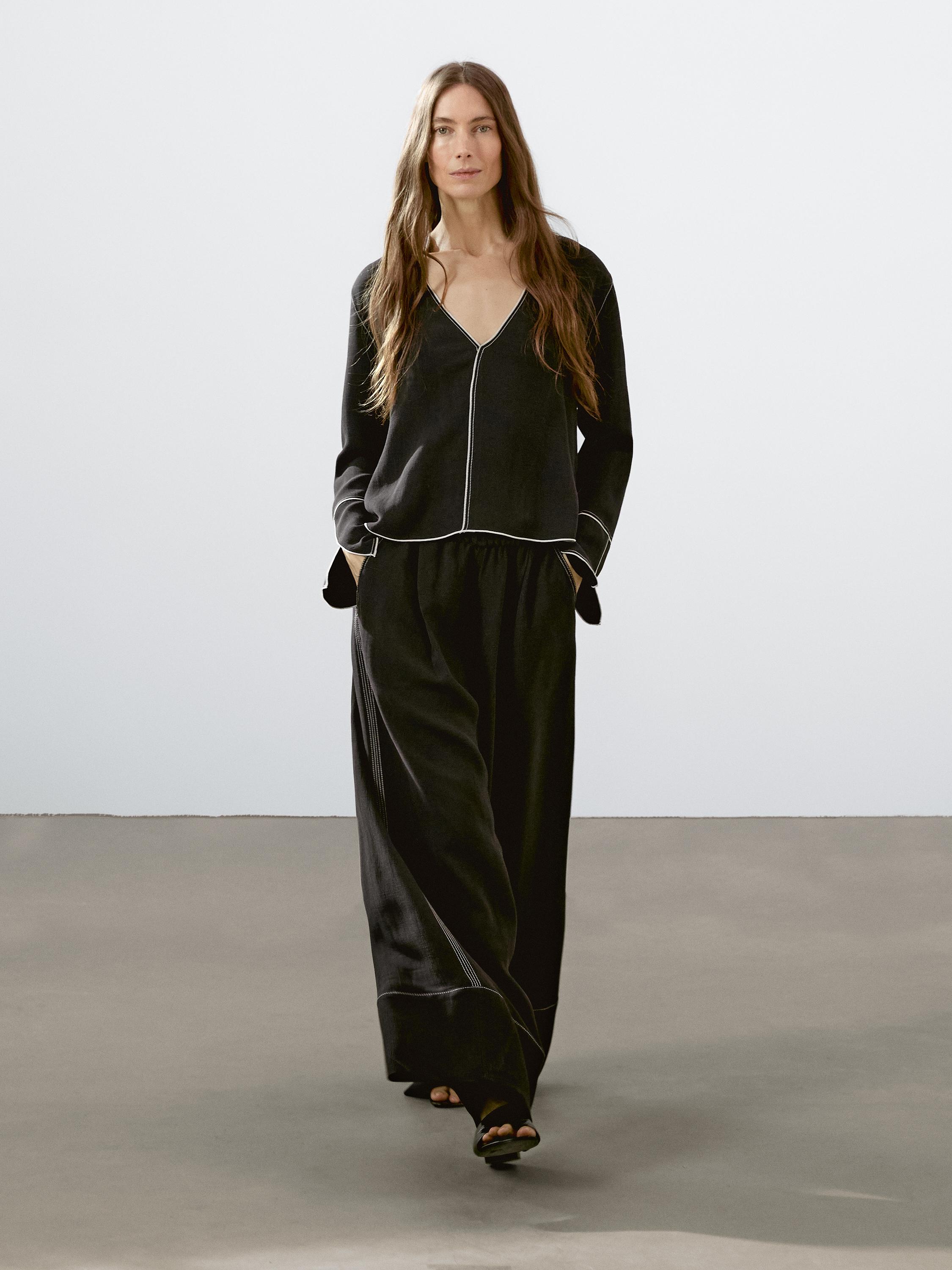 Chemisier fluide à surpiqûres contrastantes