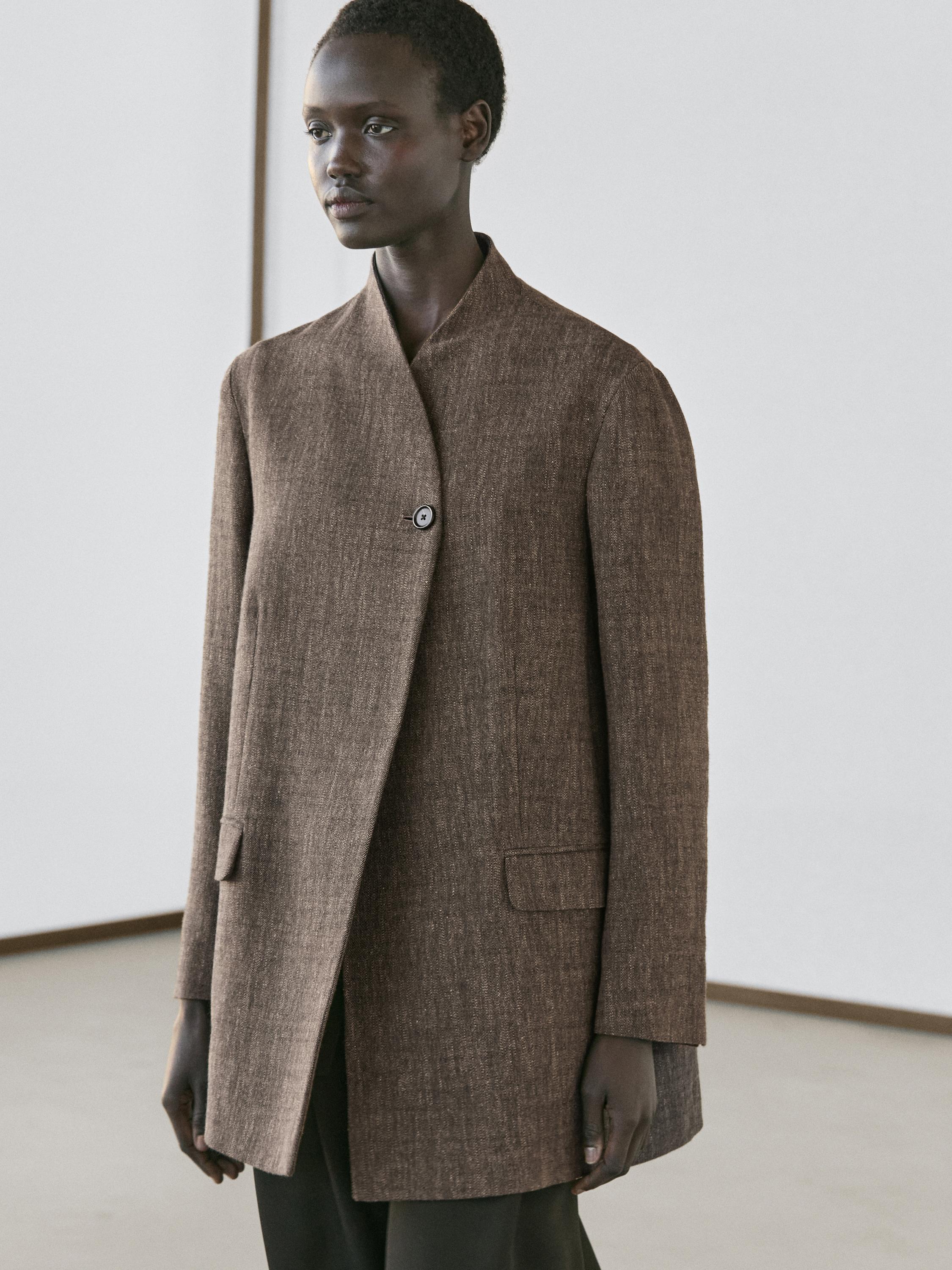 Flecked wool blend coat with high collar — BROWN