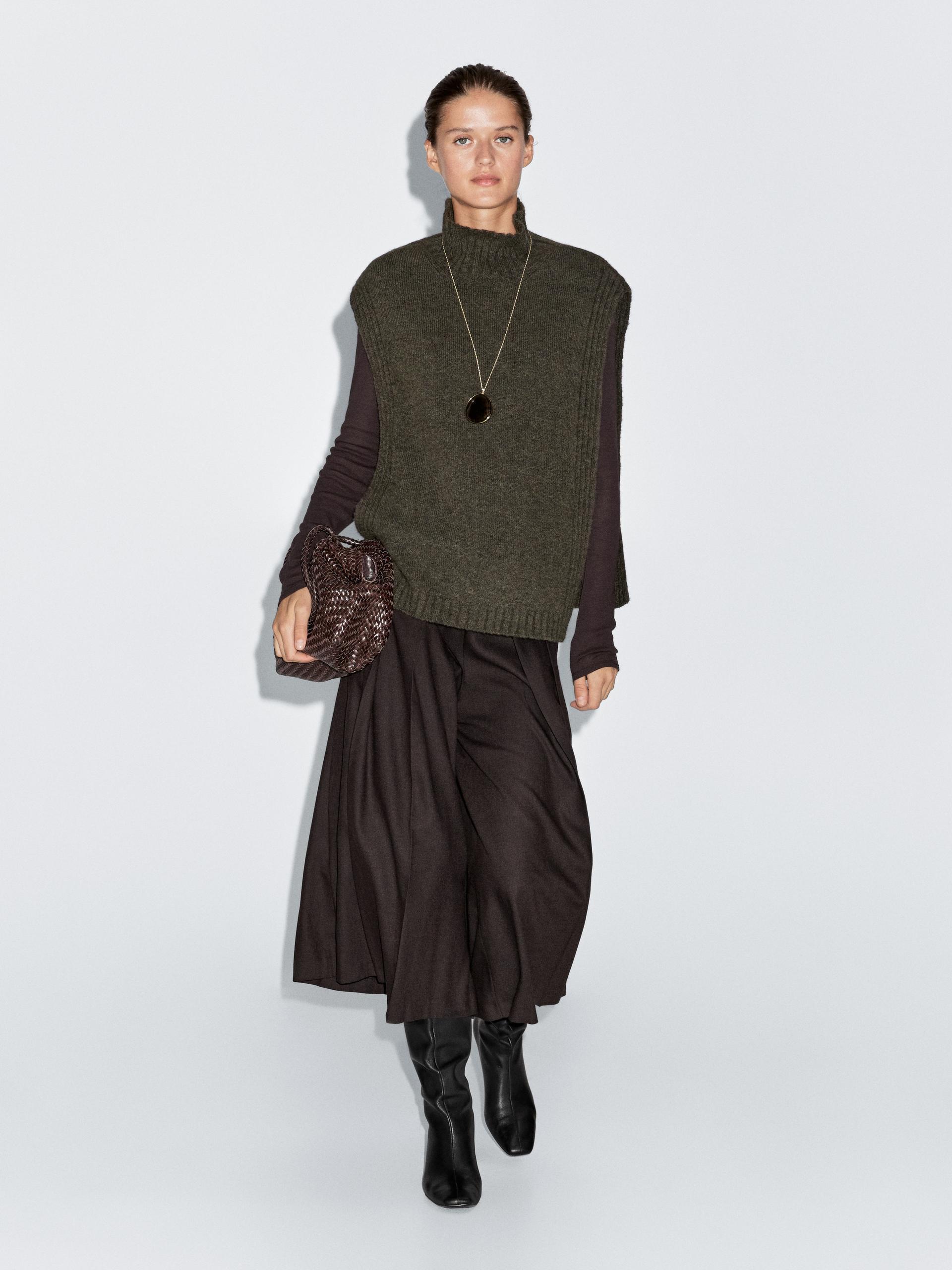 Pecherín Cuello Alto - Verde - 01 - Massimo Dutti - Mujer