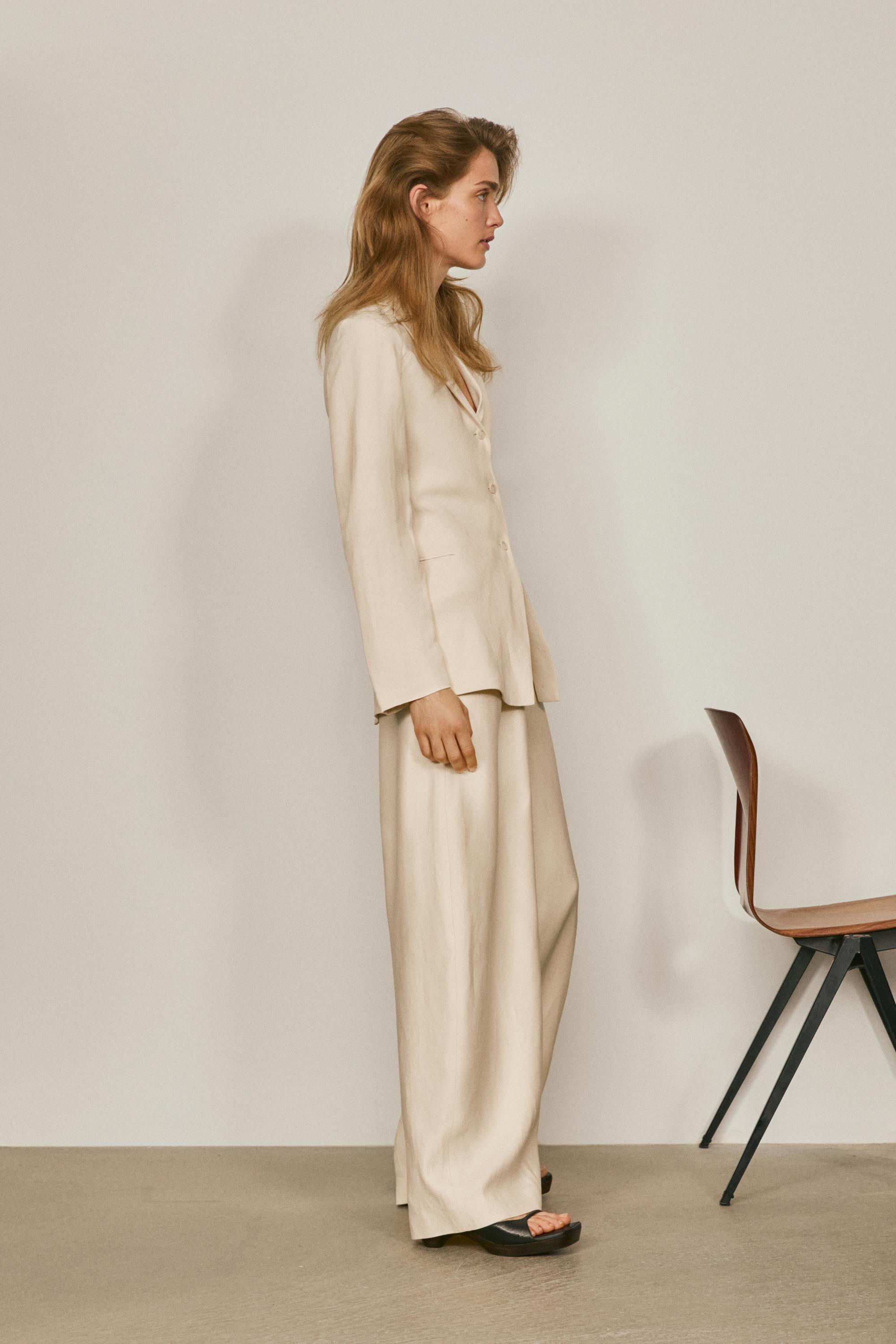Flowing blazer with lapel detail - LIMITED EDITION — CREAM