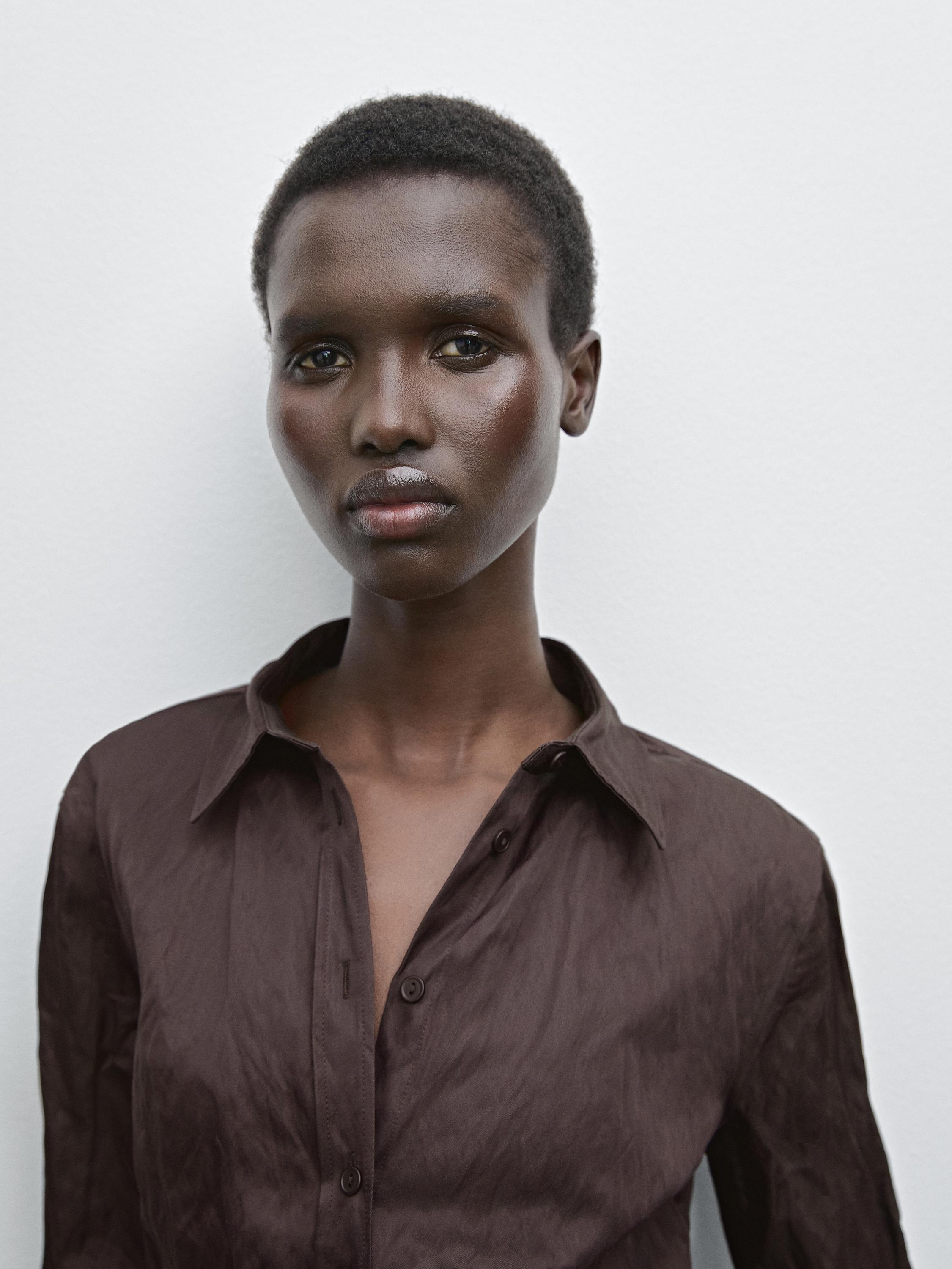 قميص بارز الملمس من القطن المخلوط