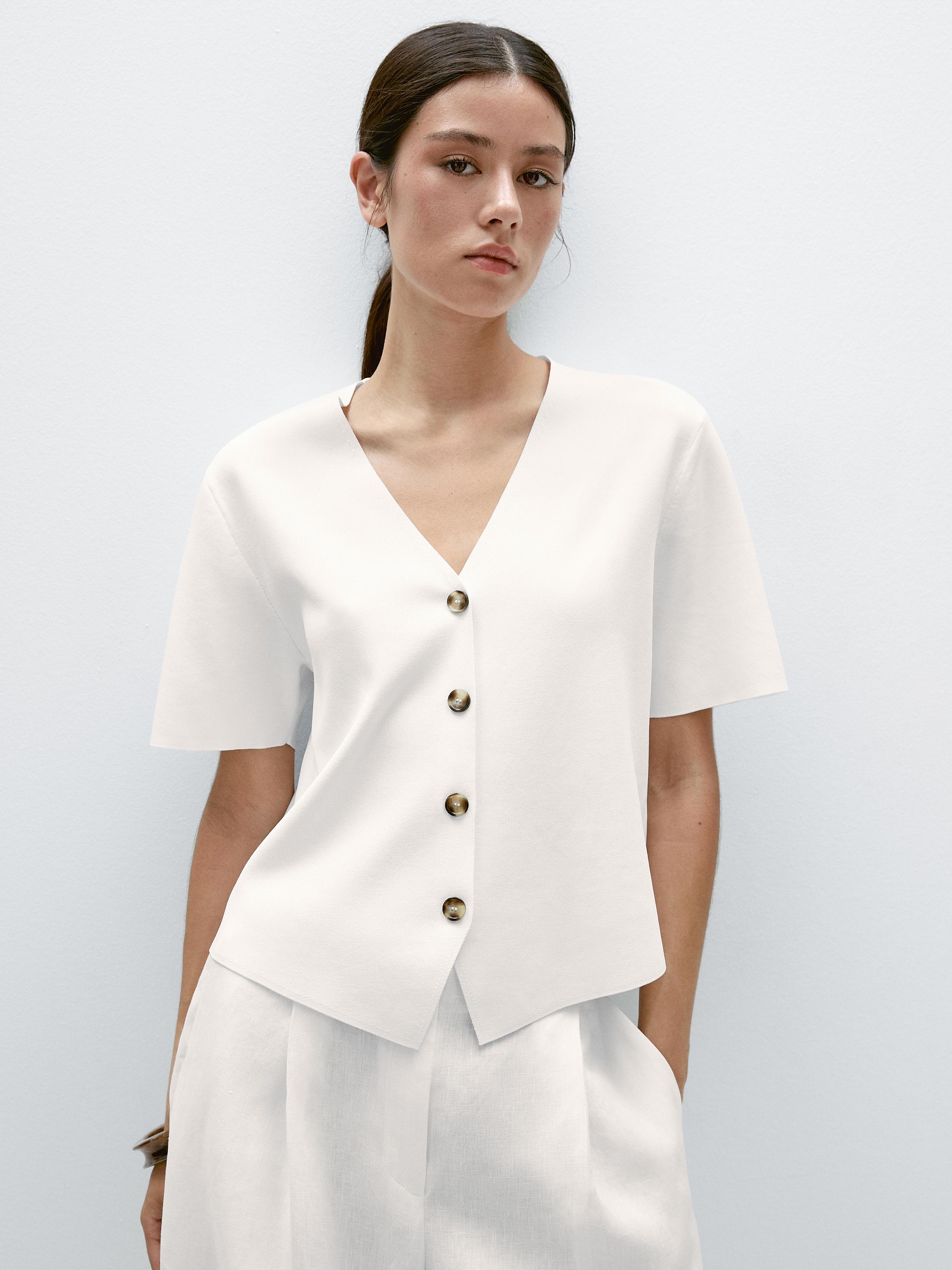 Flowing knit short sleeve cardigan