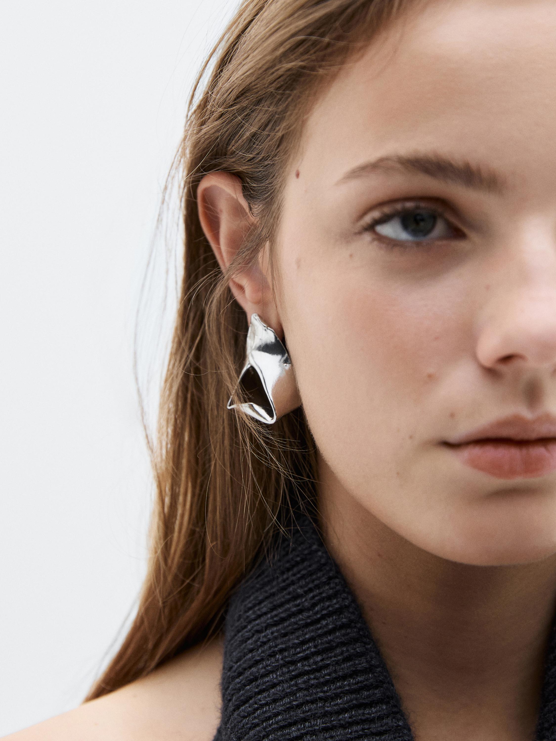 أقراط متوسطة الحجم - LIMITED