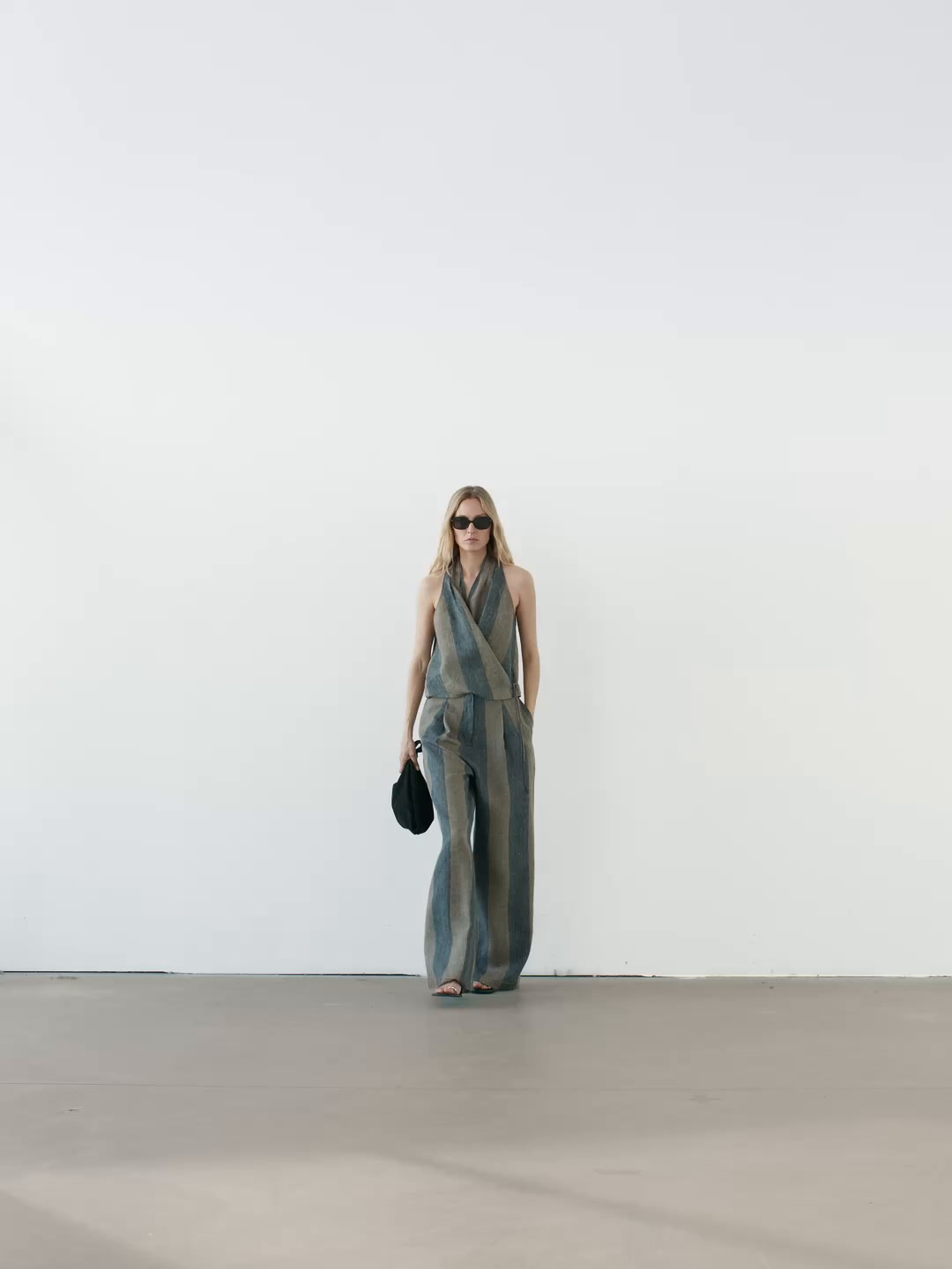 Palazzo trousers with contrast stripe