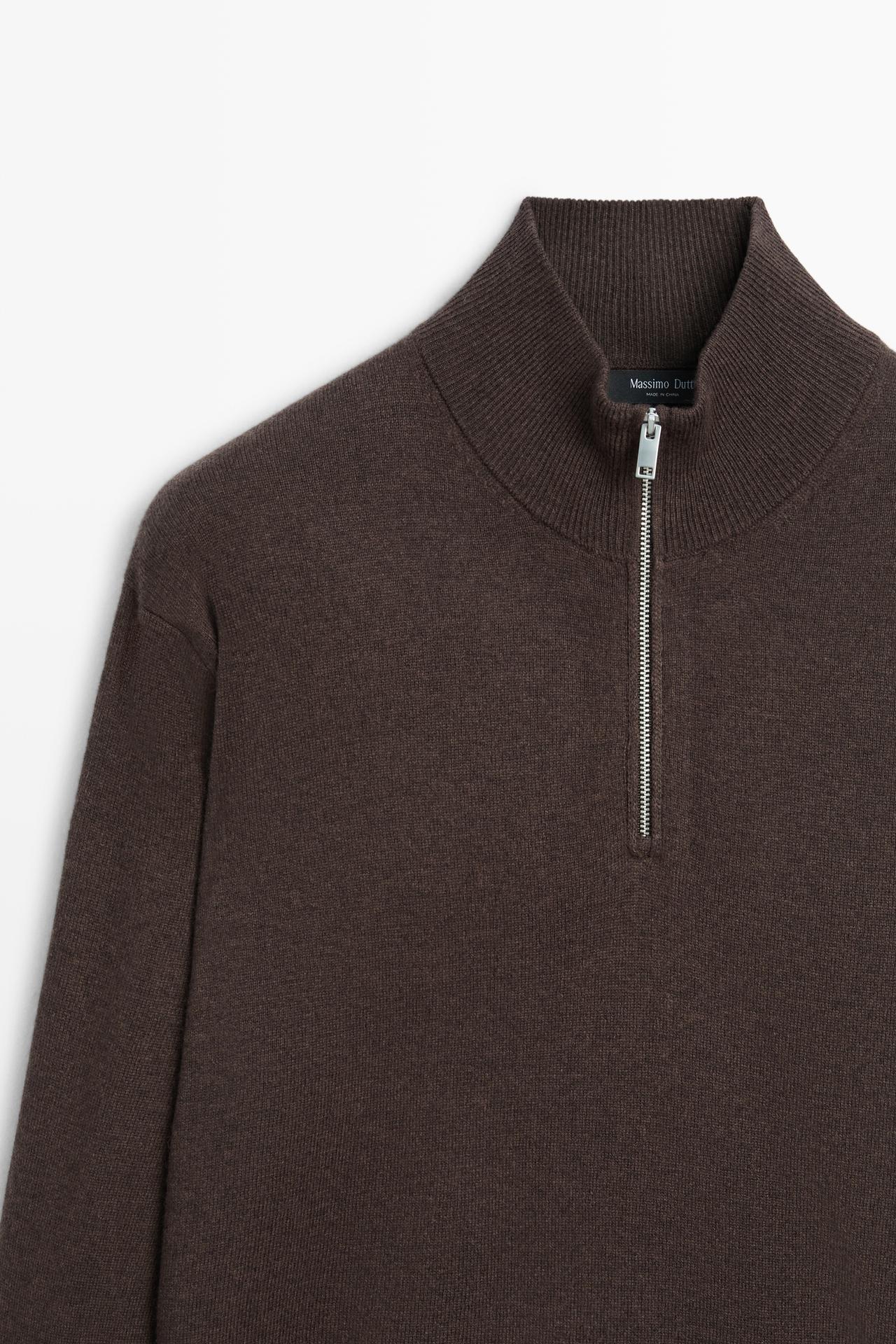Mock neck knit sweater with zip — Chocolate