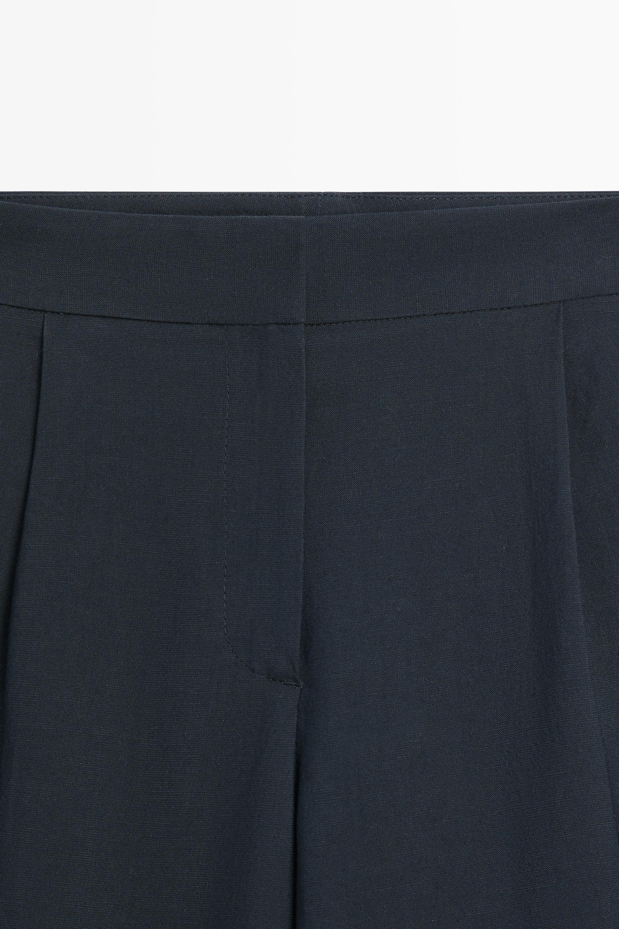 Flowing pleated wide-leg pants — DEEP BLUE