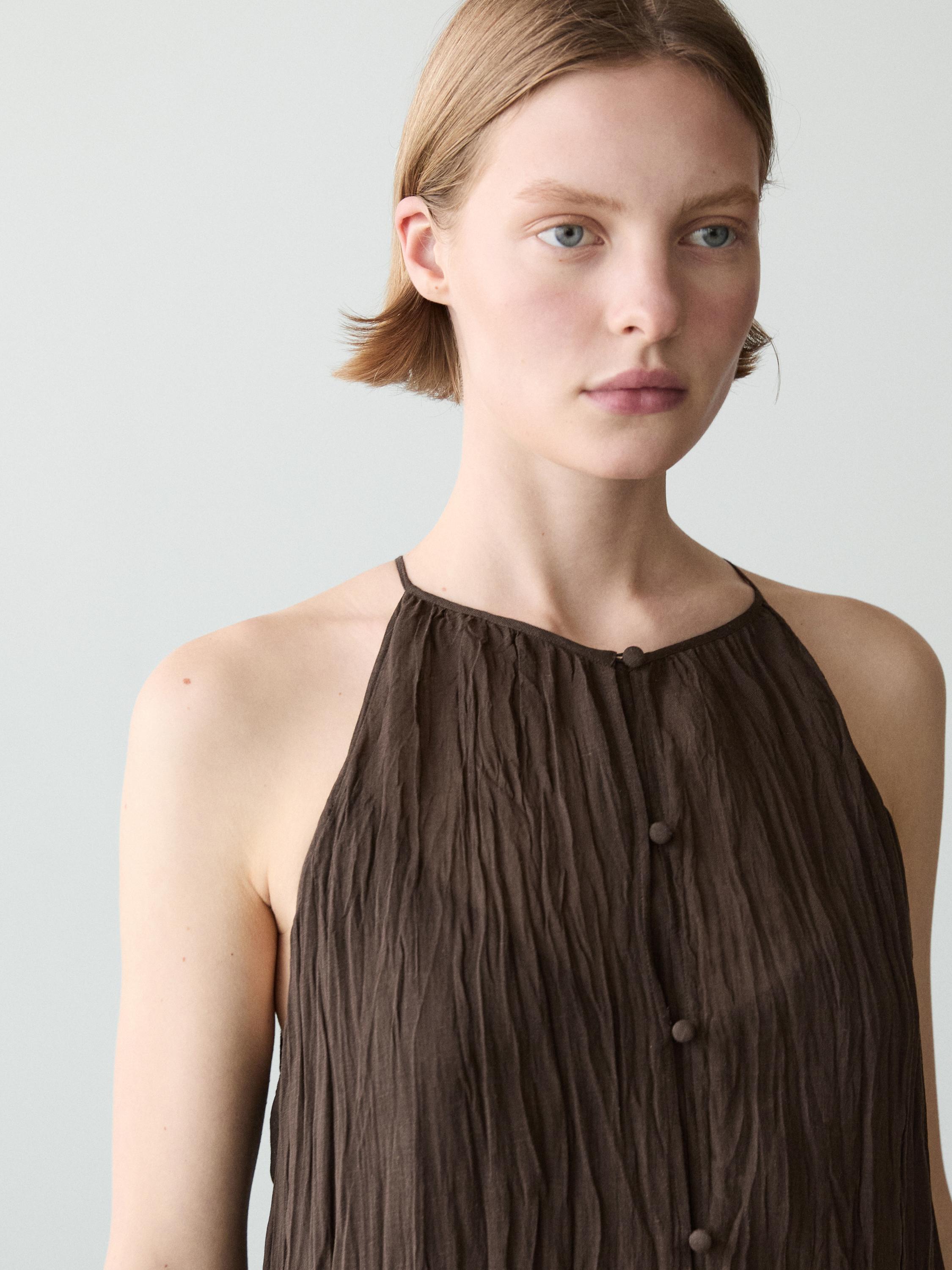 Flowing midi dress with button details — BROWN
