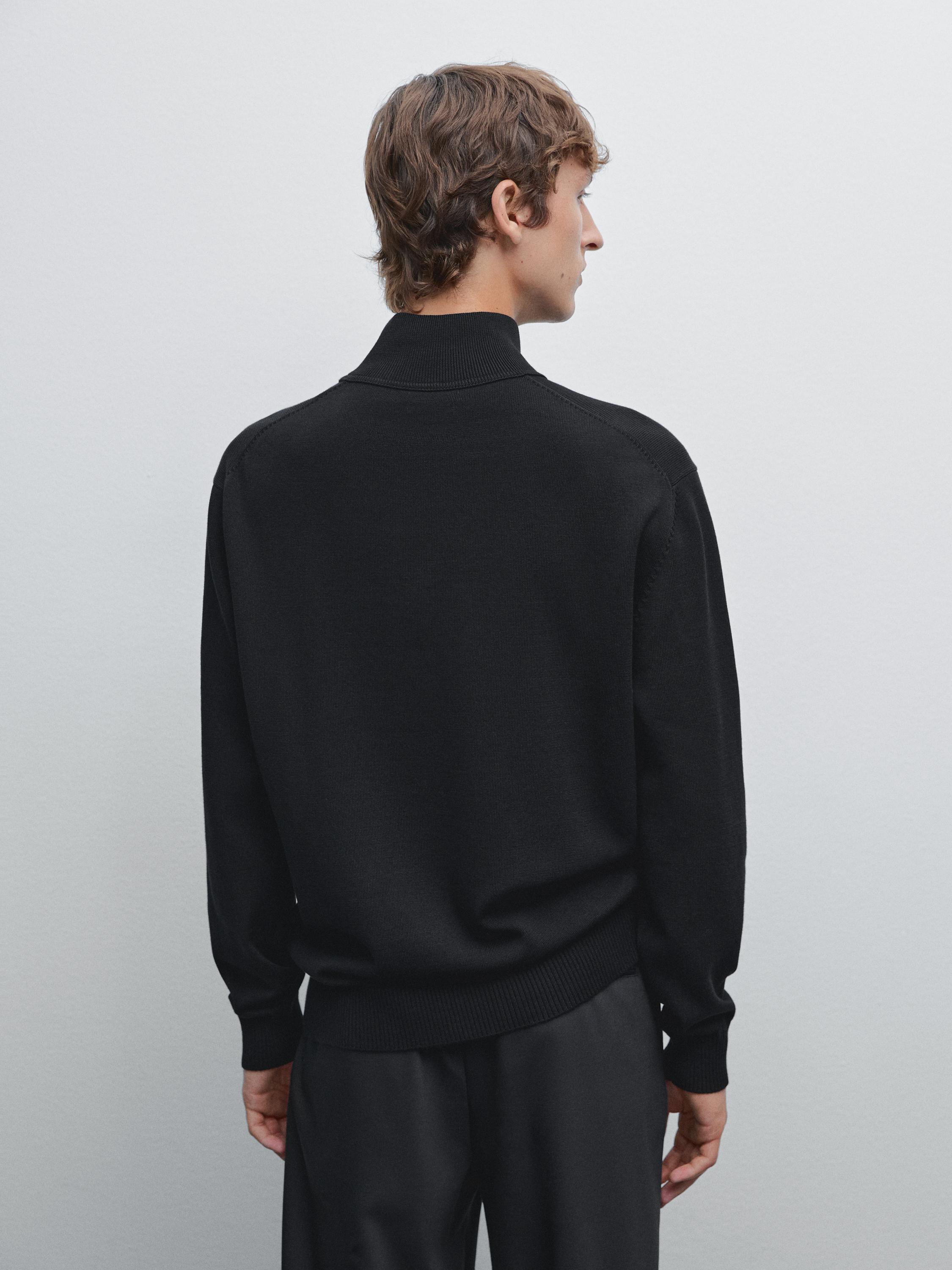 Mock neck knit sweater with zip