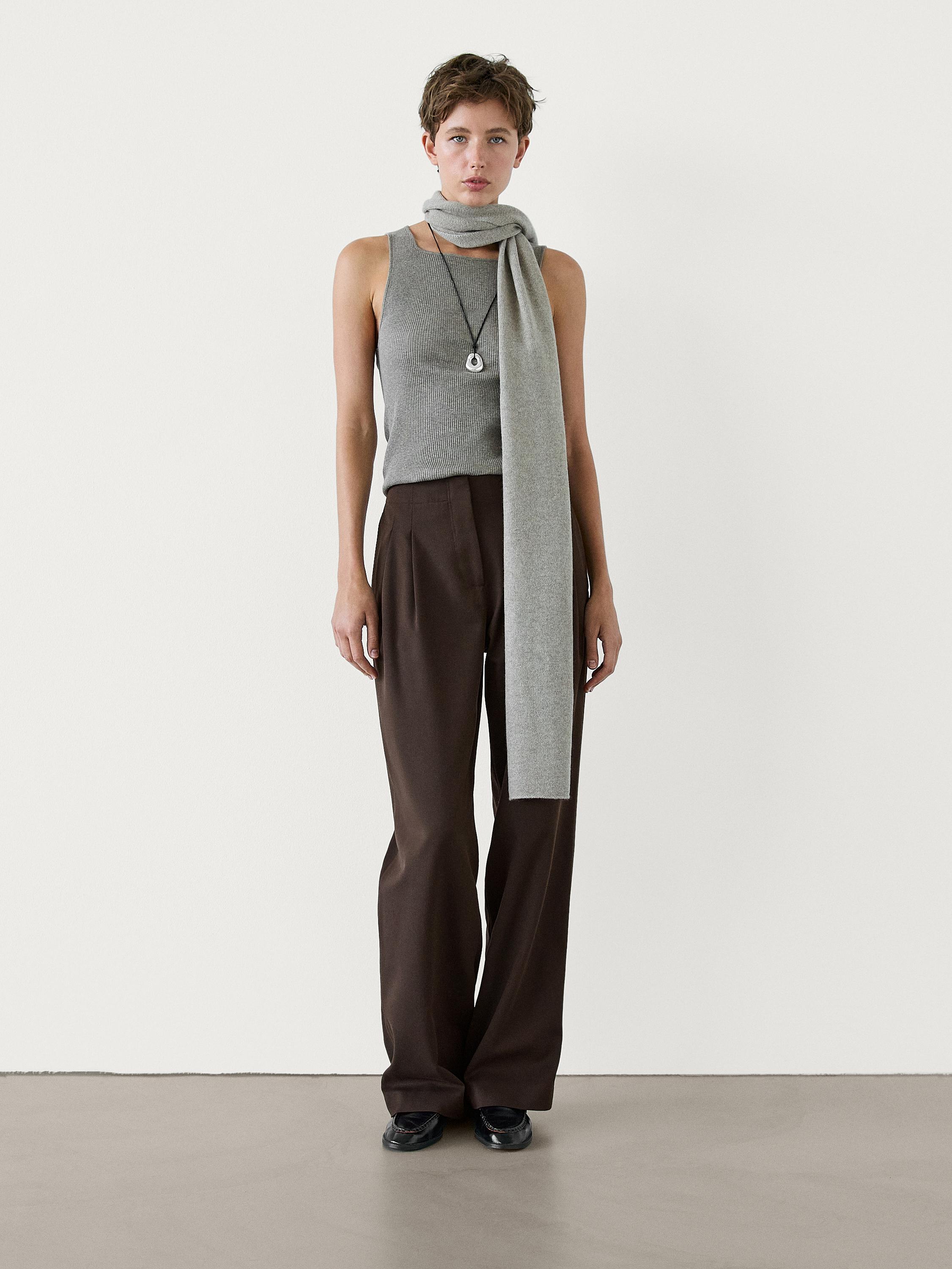 Wide-leg trousers with double darts