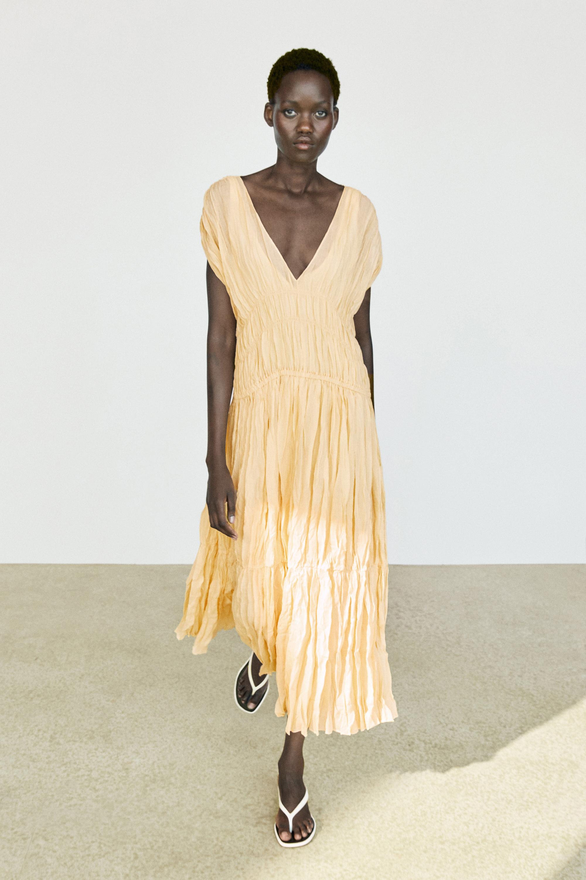 Flowing gathered midi dress — YELLOW