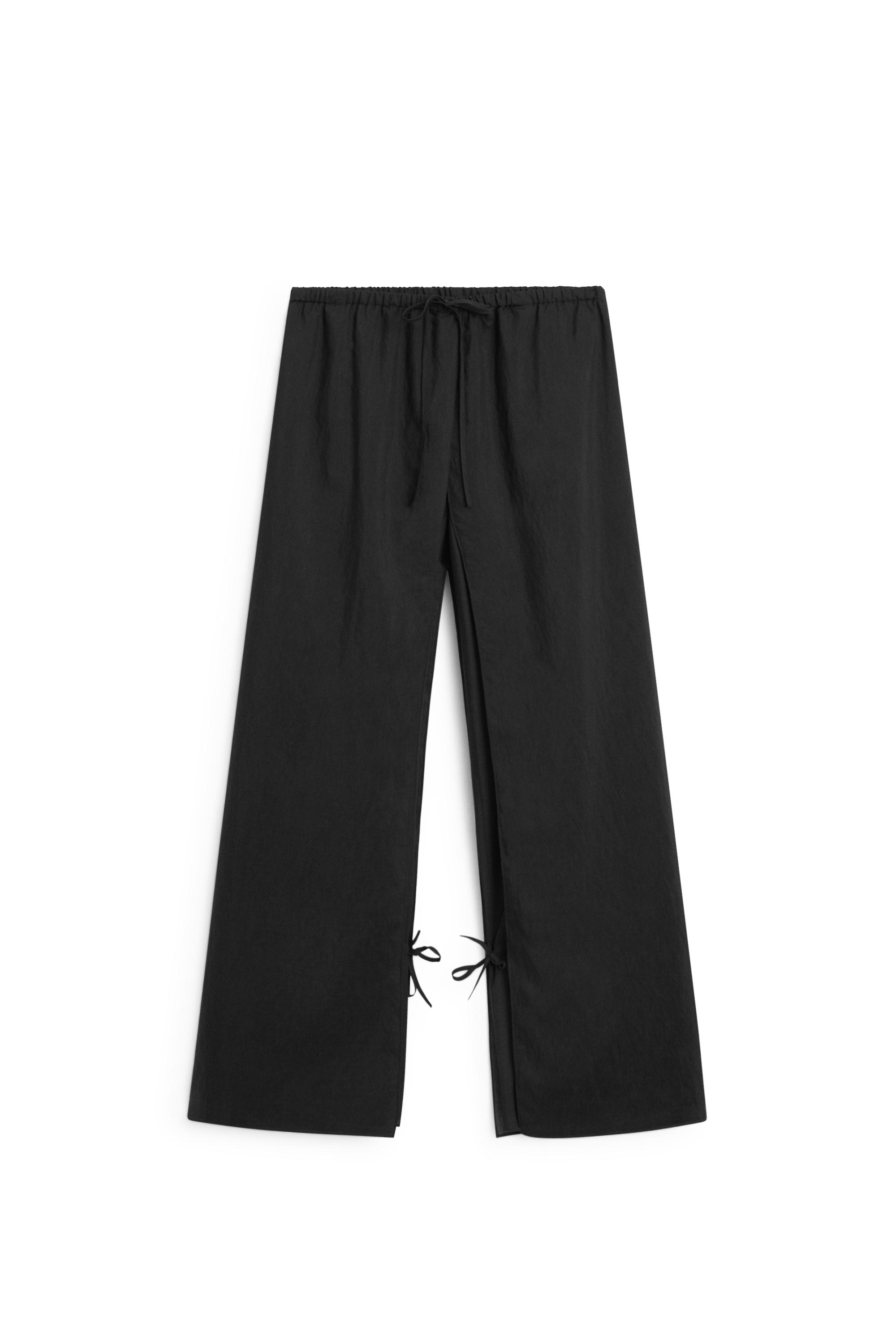 Double-layer pants with tie detail — BLACK