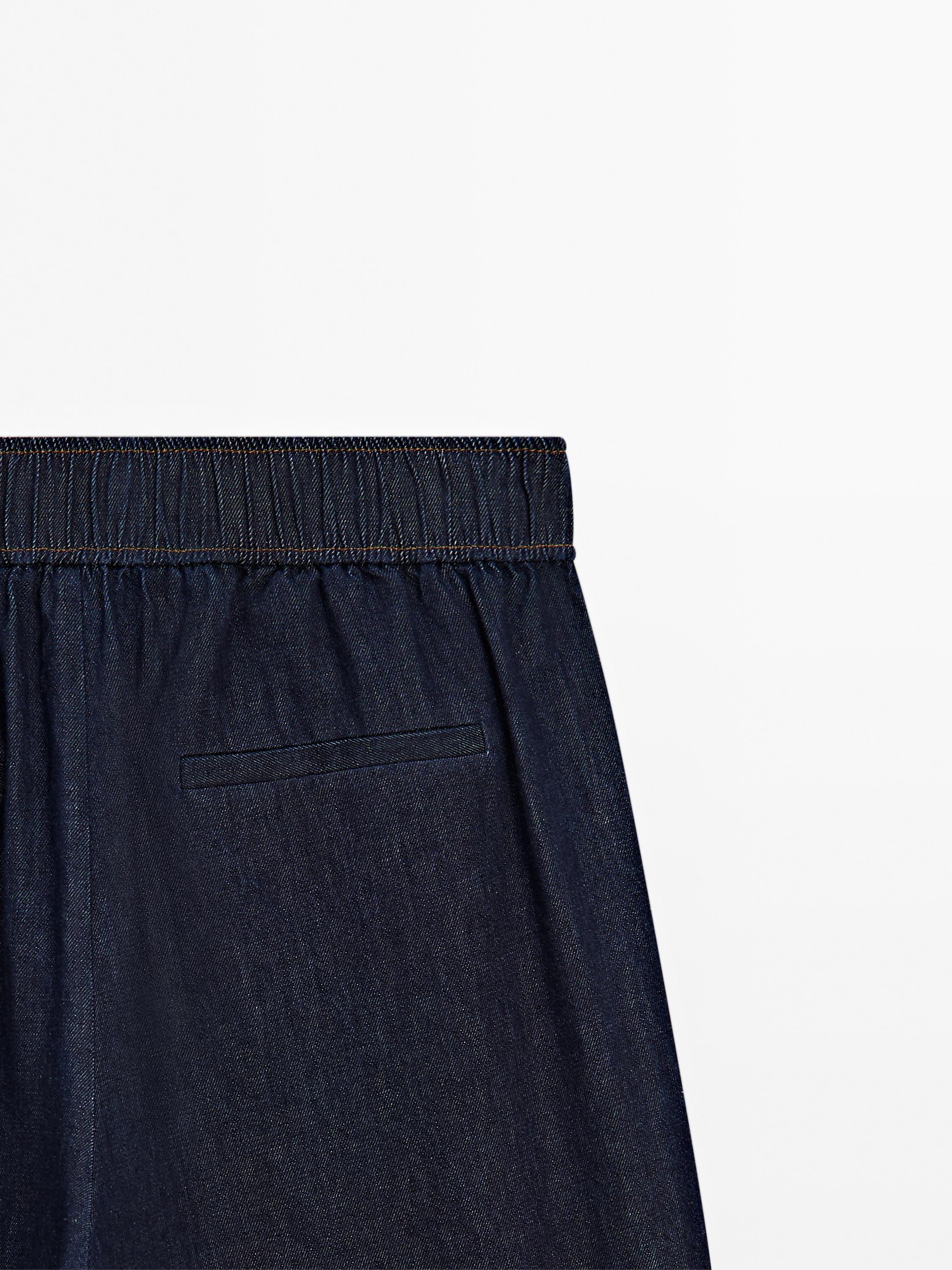 Flowing cotton blend jeans