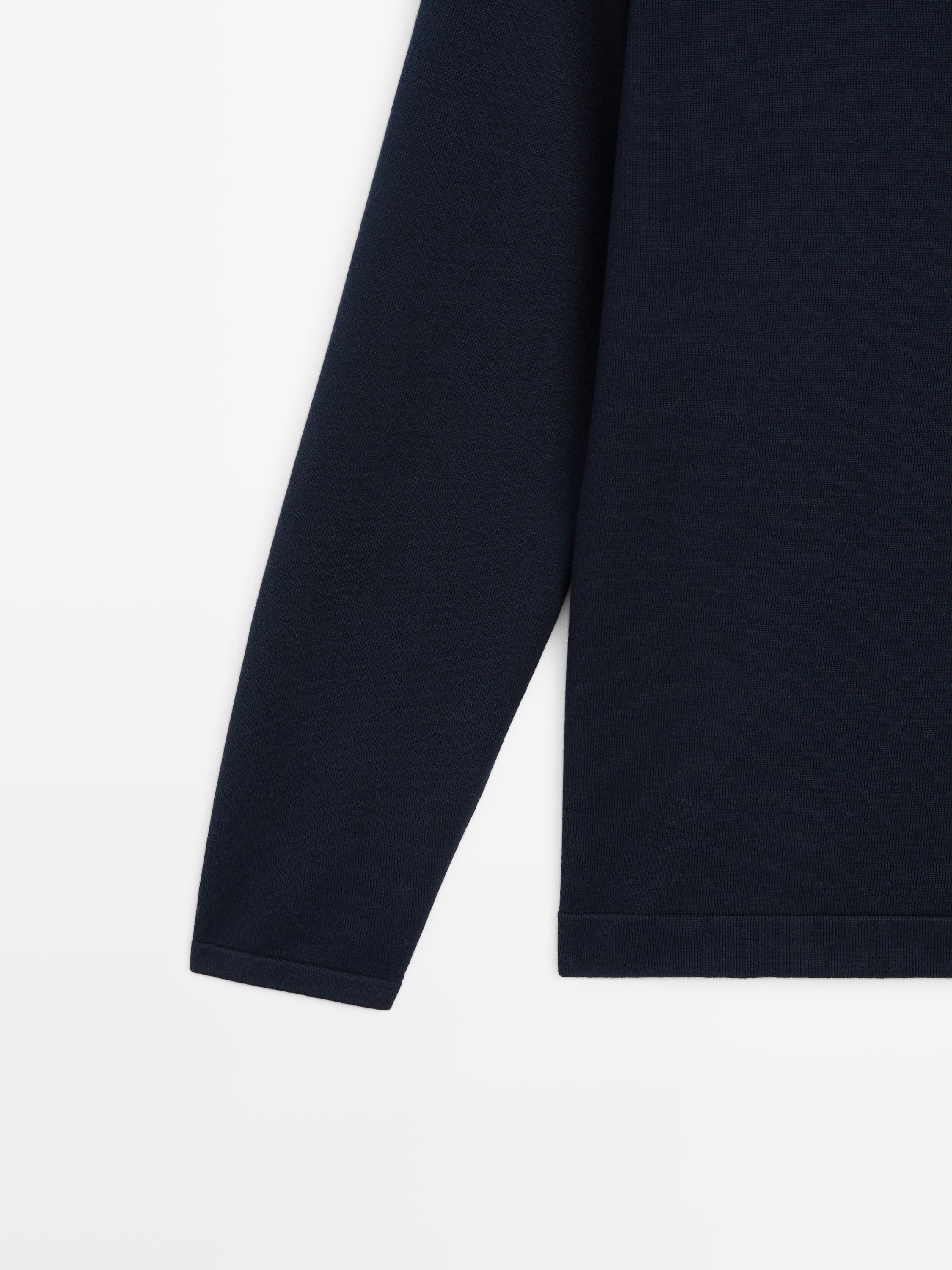 100% cotton fine knit sweater