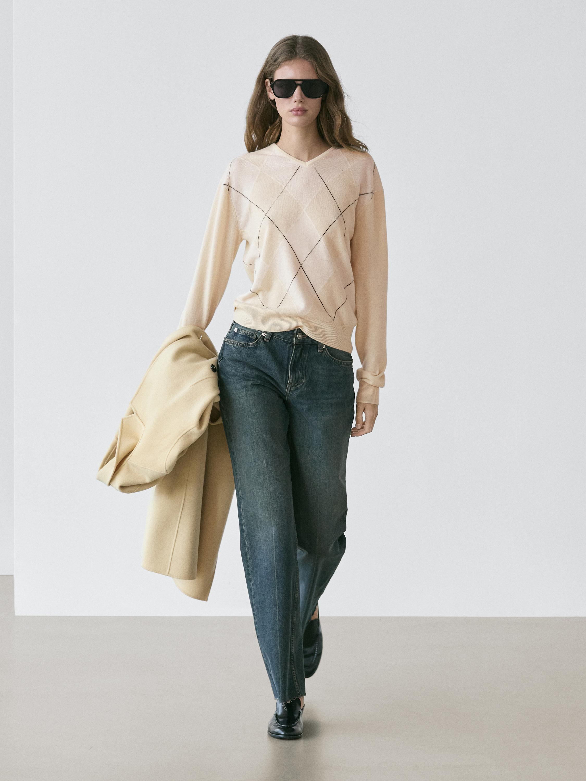 100% wool Argyle knit sweater