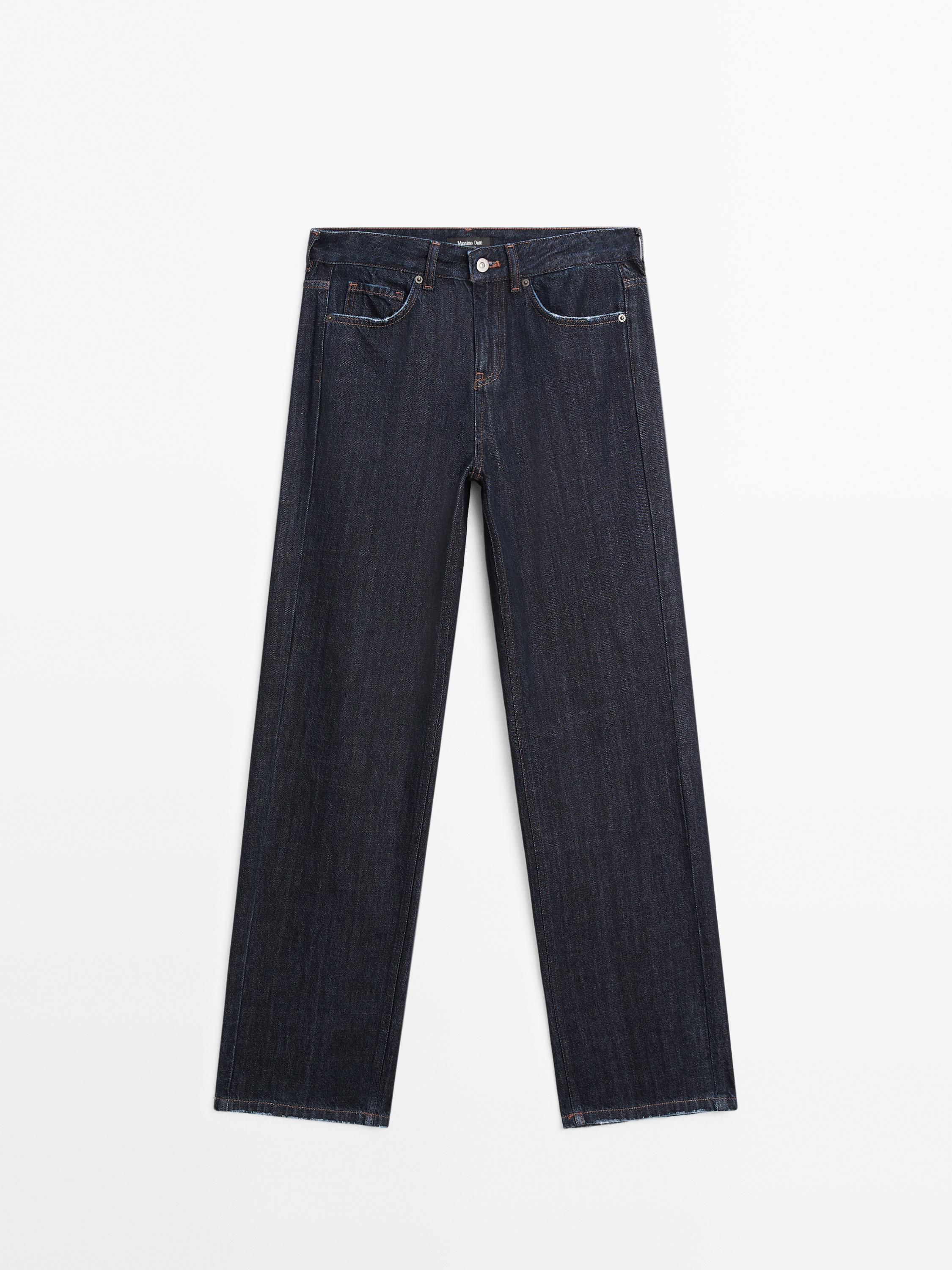 Jeans straight fit tiro medio