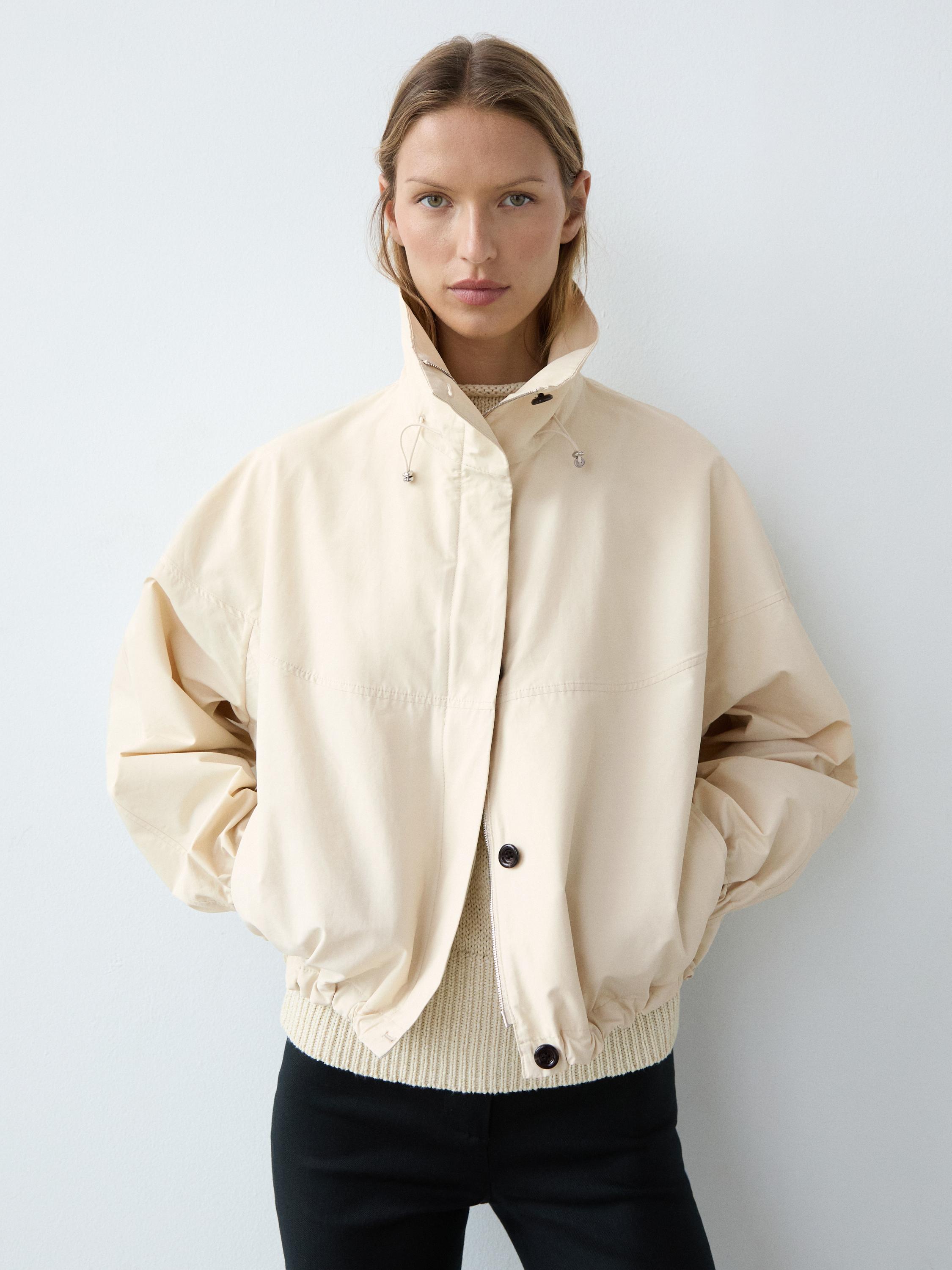 Bomber met opstaande kraag