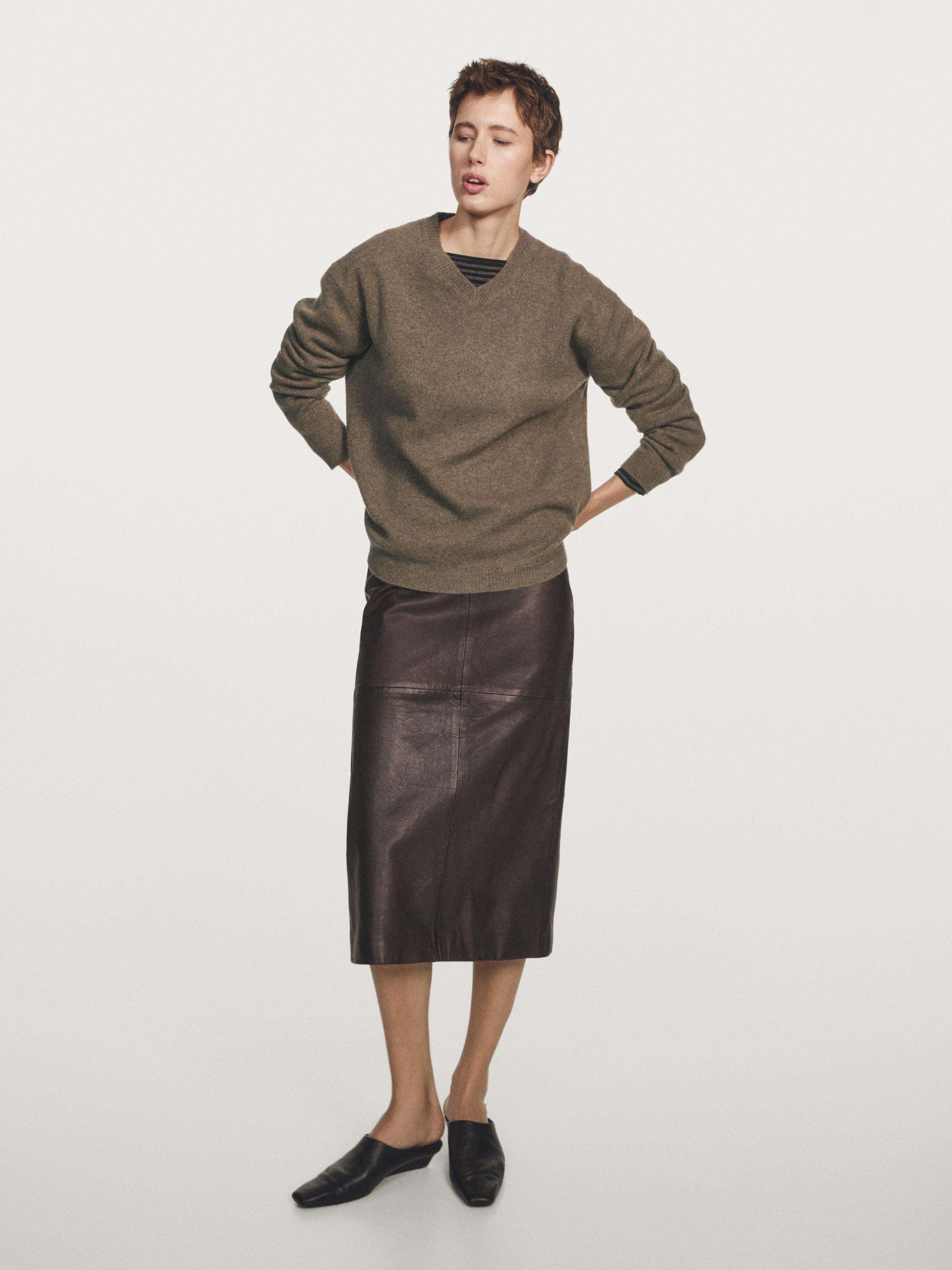 加大碼V領針織衫