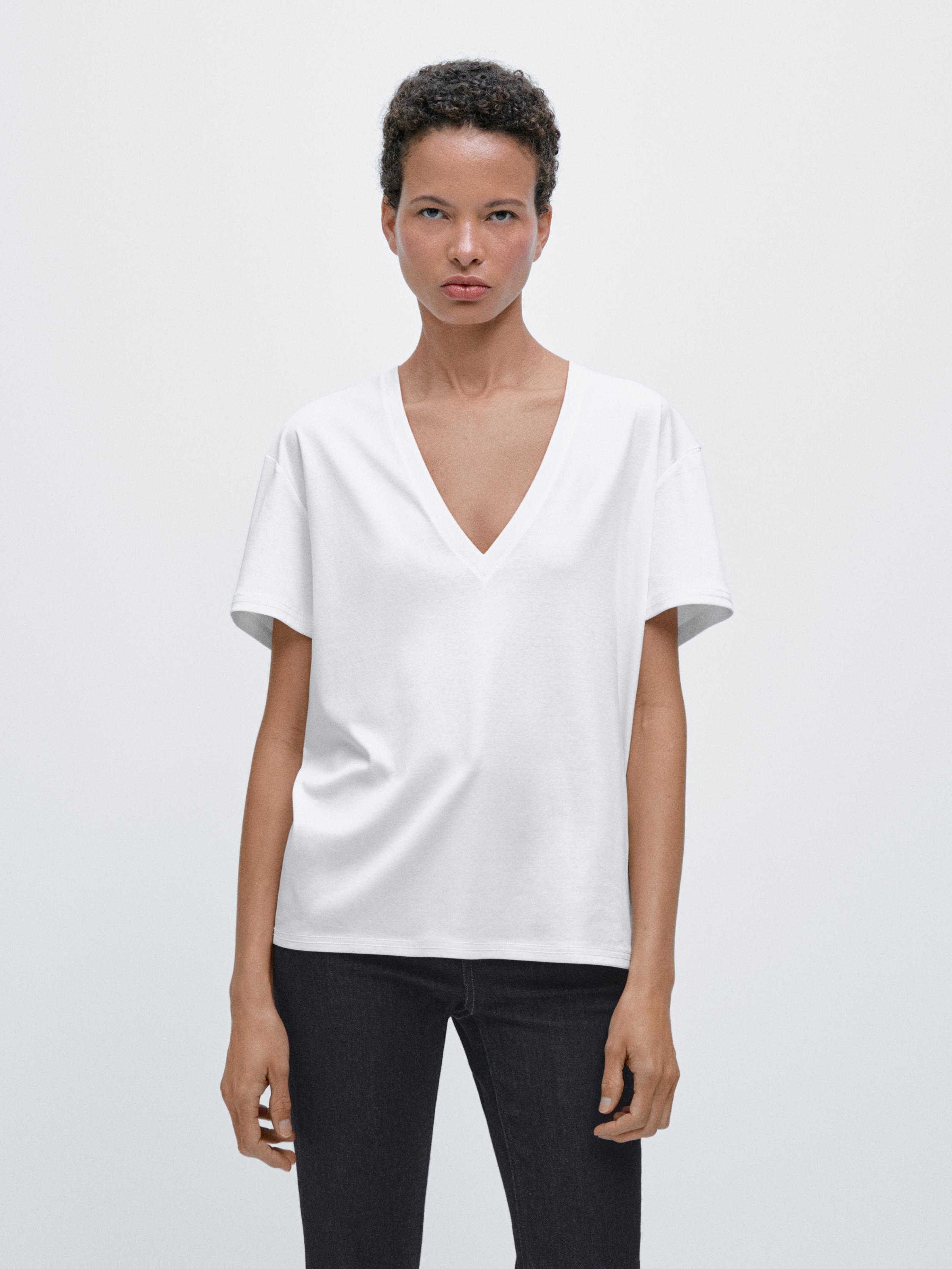 Flowing V-neck T-shirt — WHITE