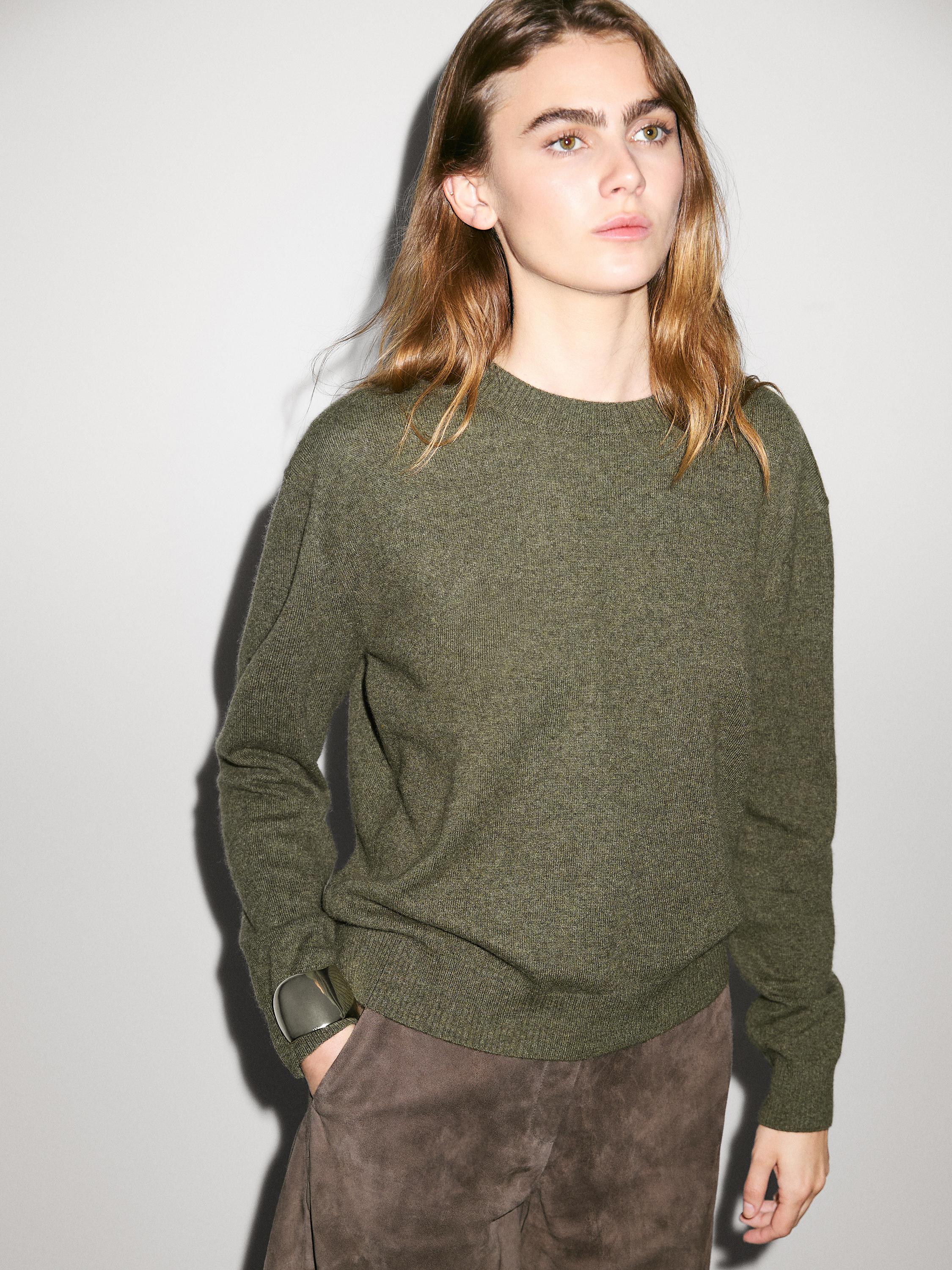 Crewneck jumper 100% cashmere