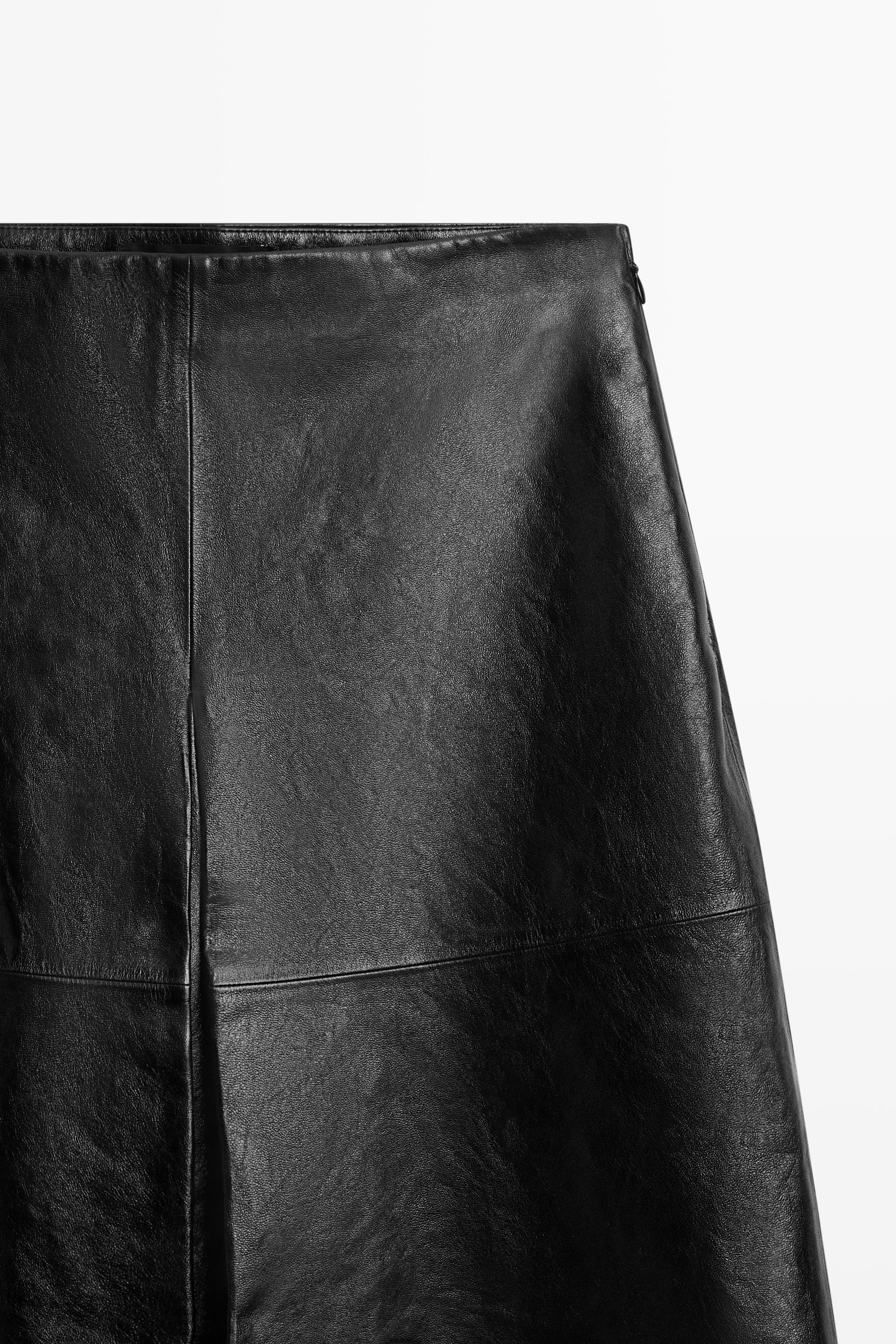 Short nappa leather skirt — BLACK