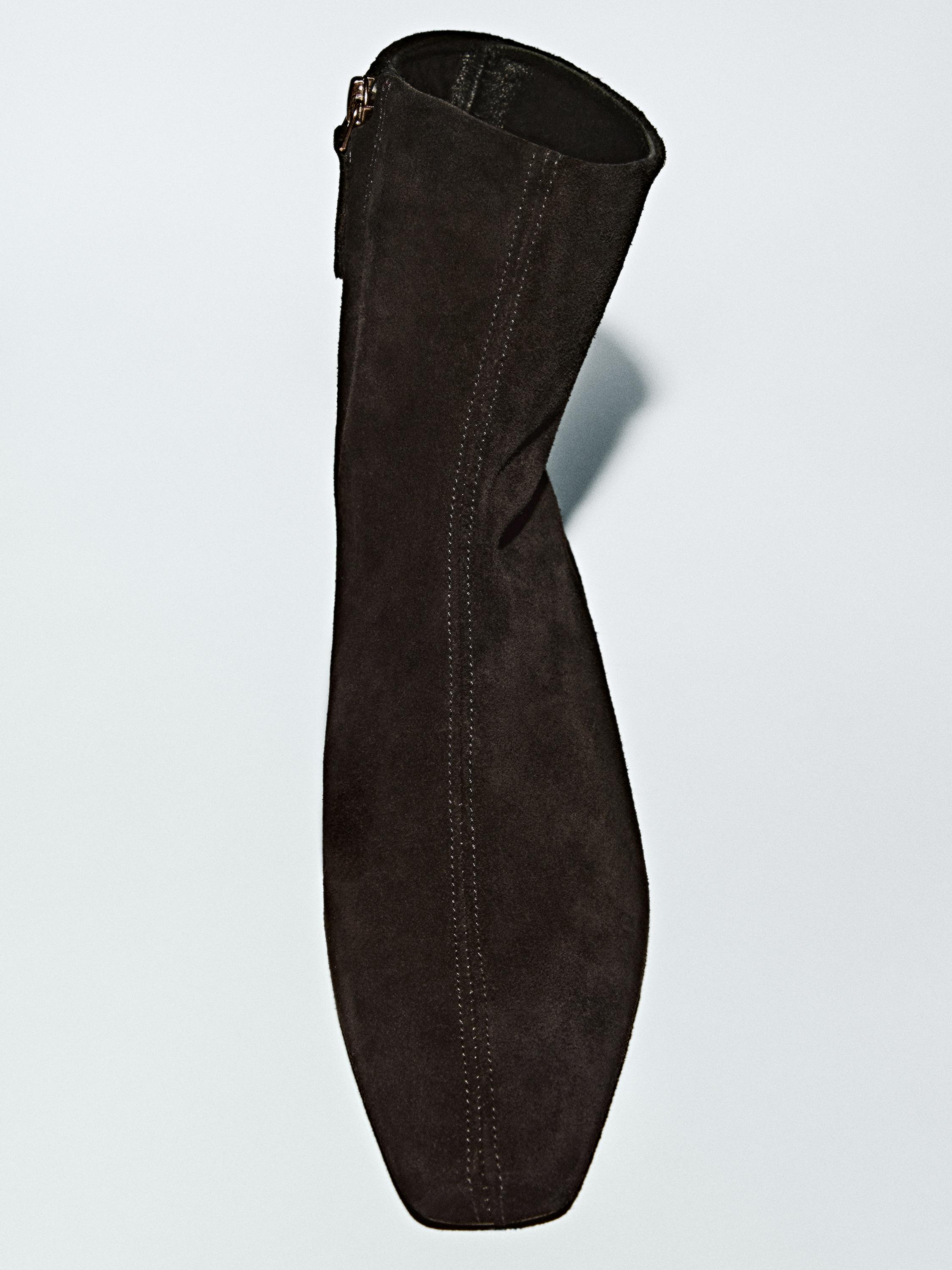 Wedge heeled ankle boots — BROWN