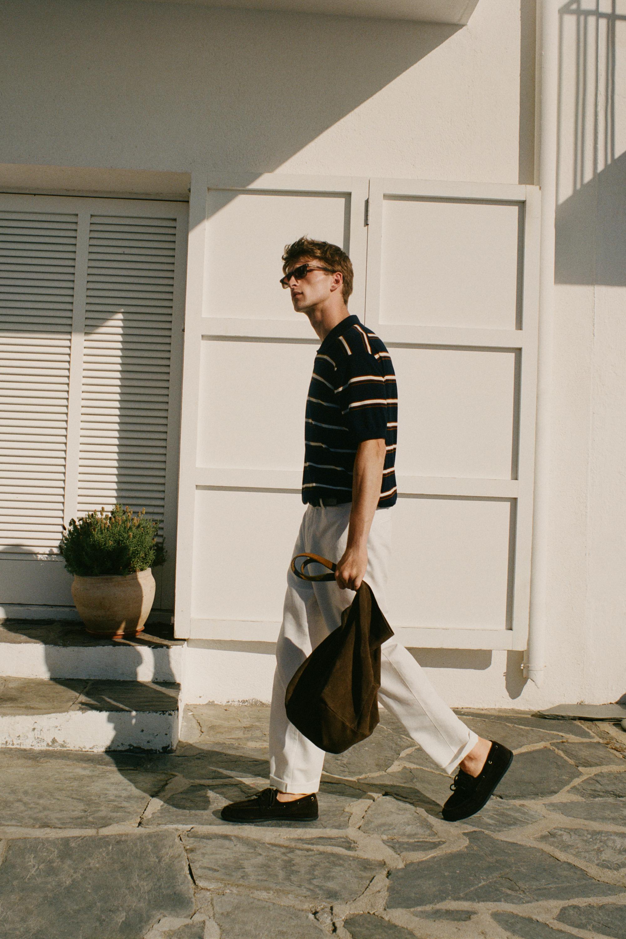 Striped V-neck knit polo shirt — NAVY BLUE