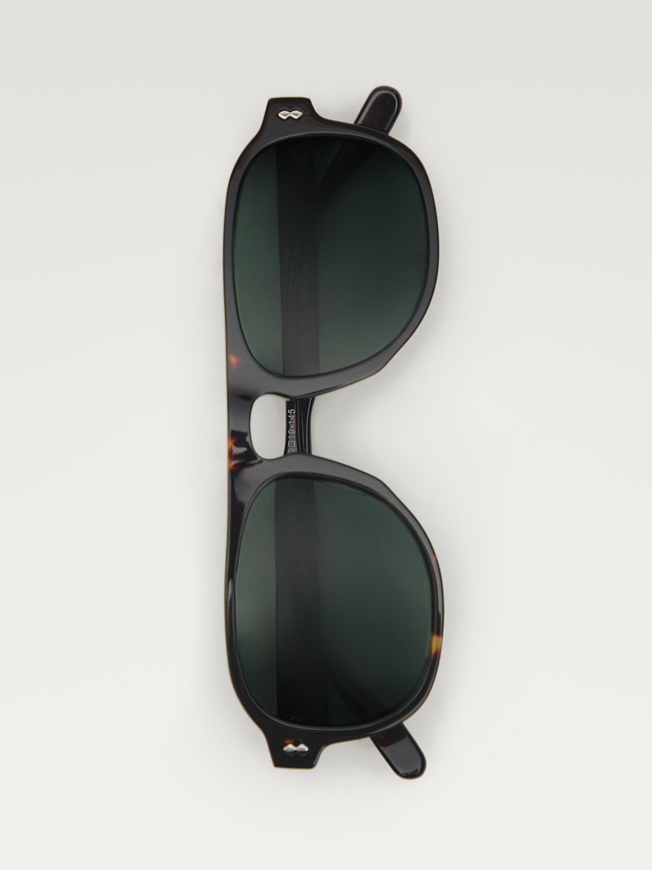 Aviator sunglasses