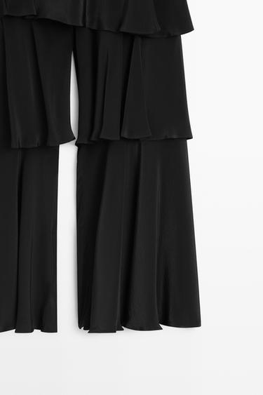 Flowing skort with ruffle detail — BLACK 7