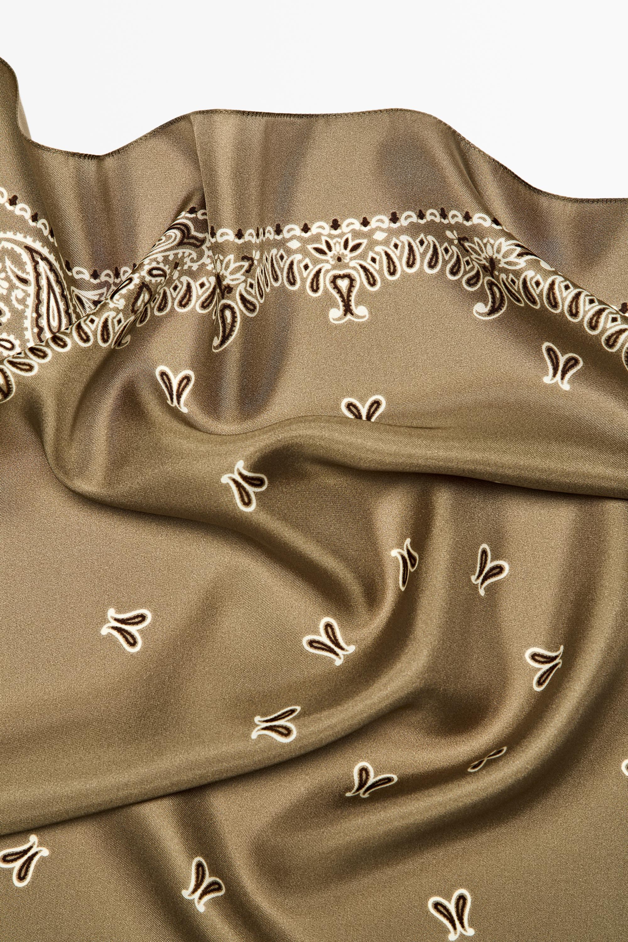 Paisley print scarf — GOLDEN