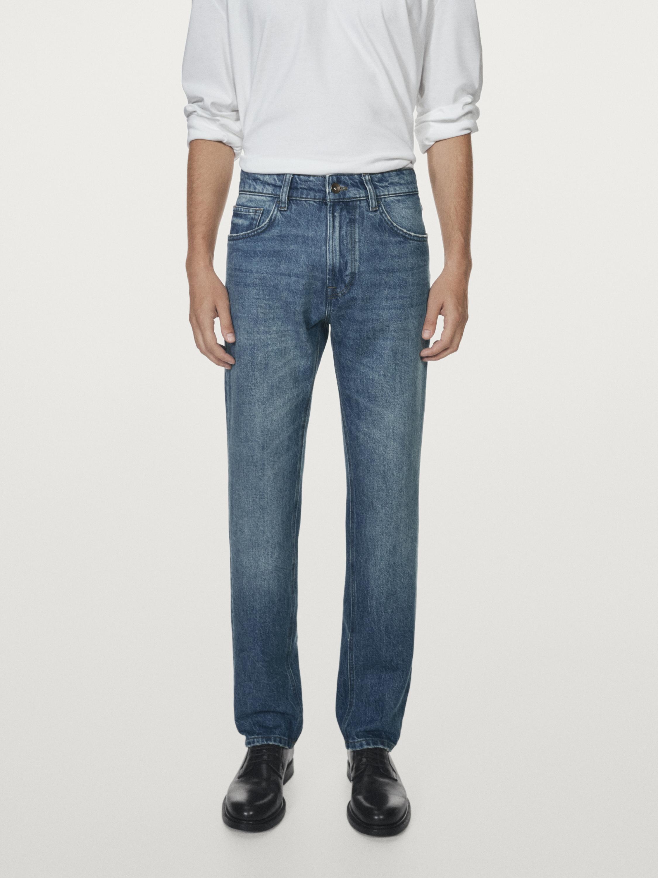 Tapered fit jeans