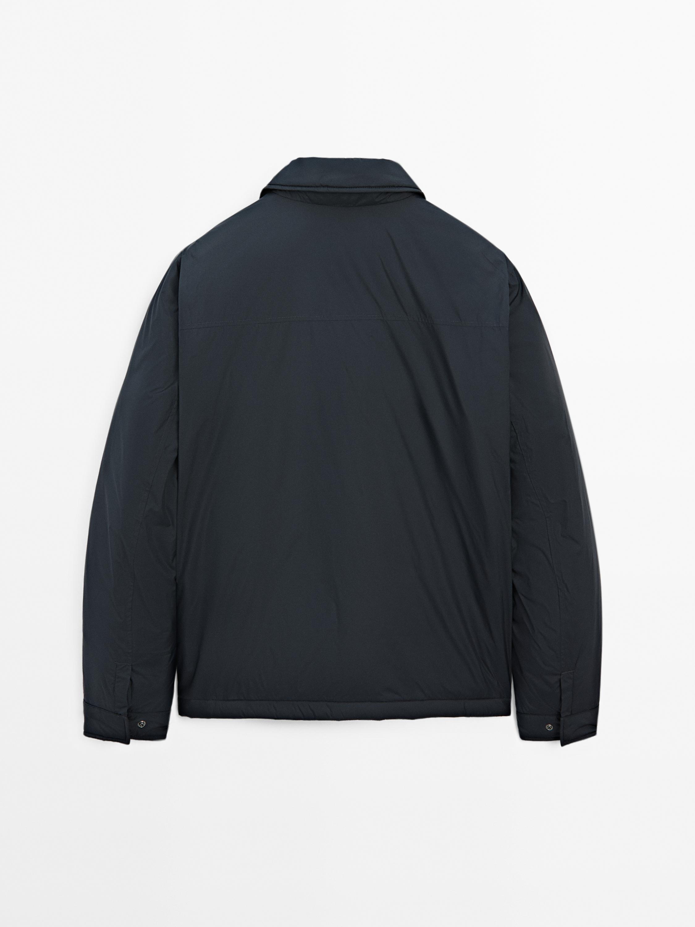 Lightweight water-repellent jacket
