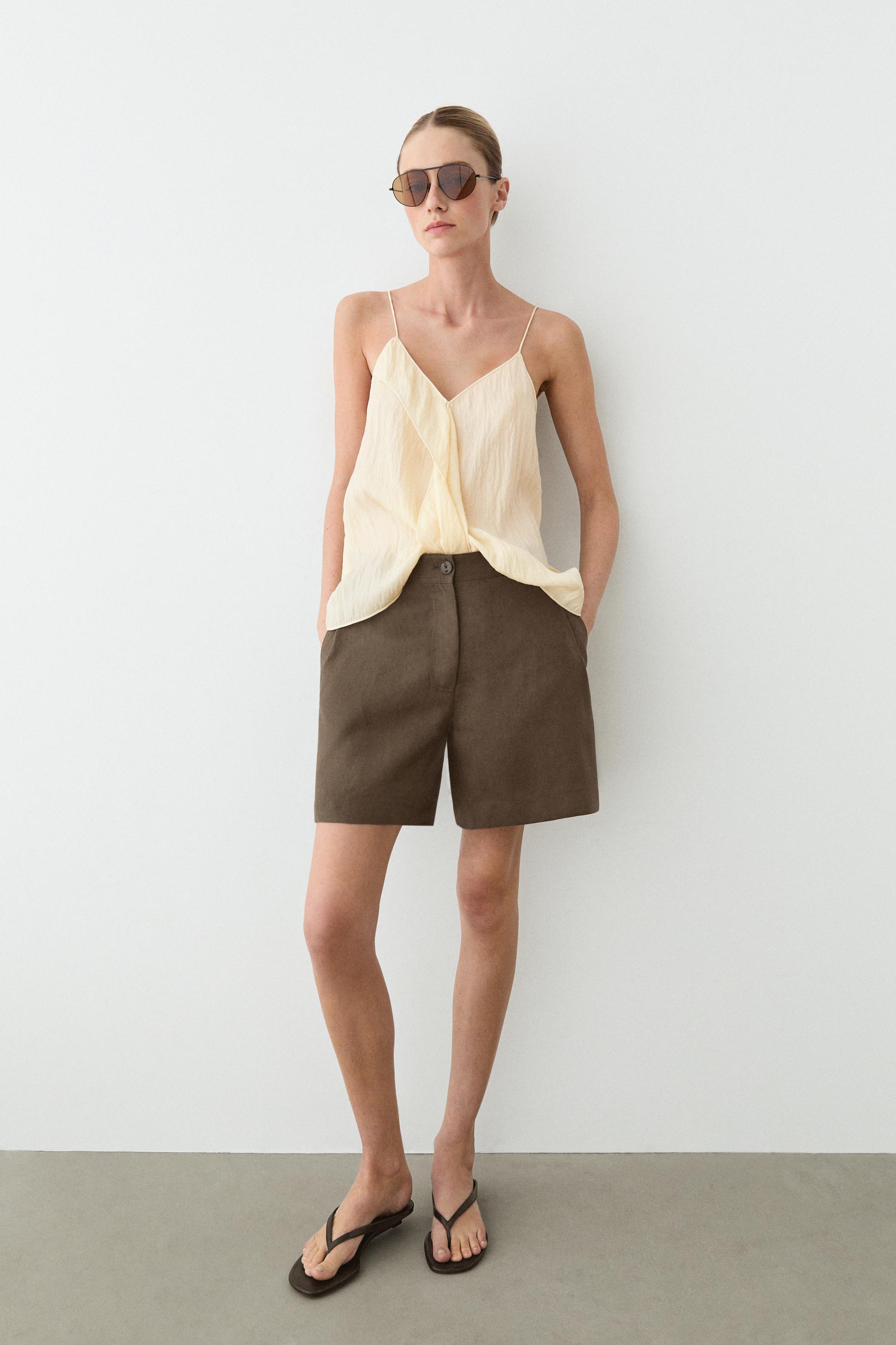 Pleated 100% linen shorts — MOSS