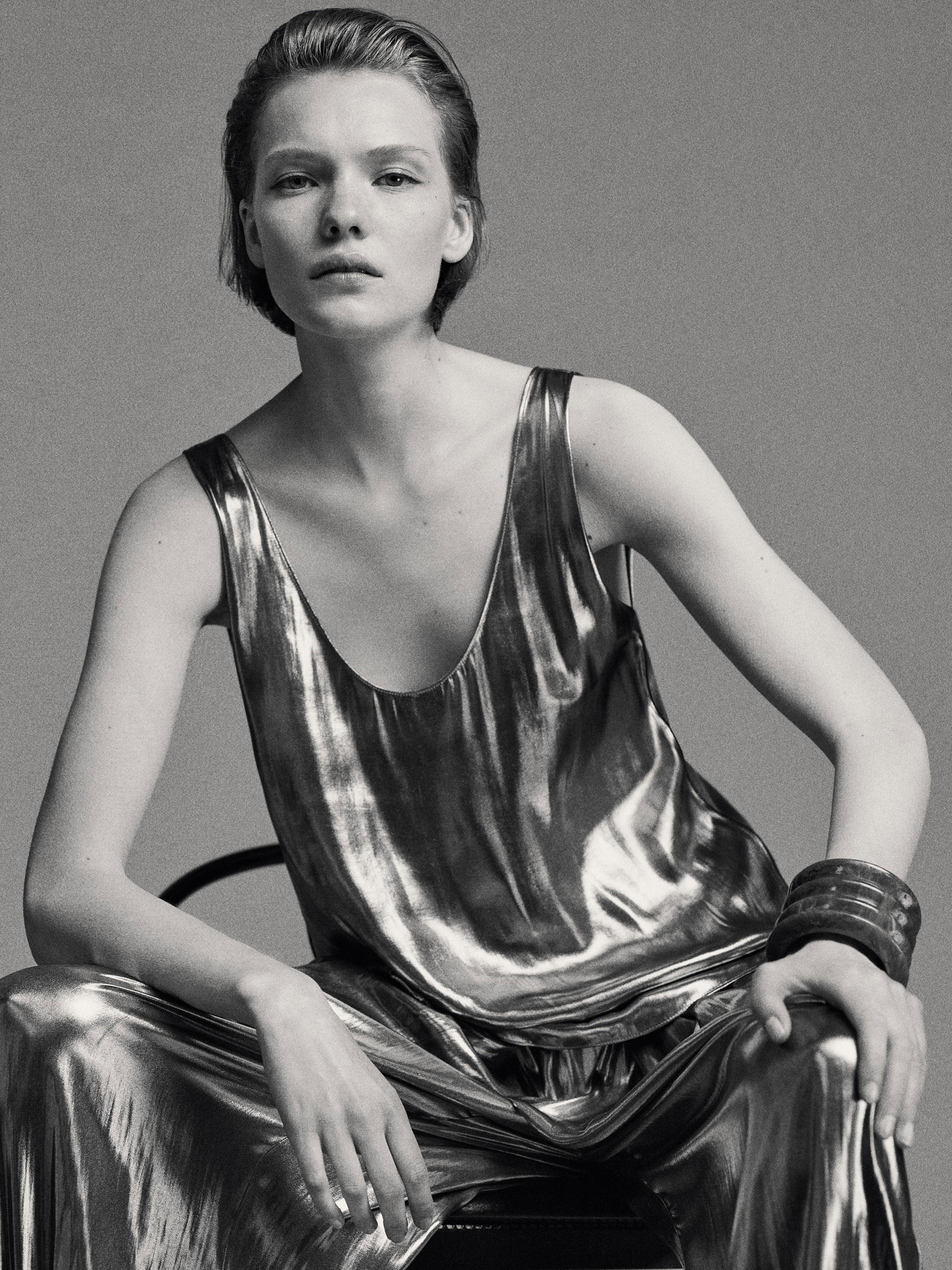 Top fluide à bretelles métallisé