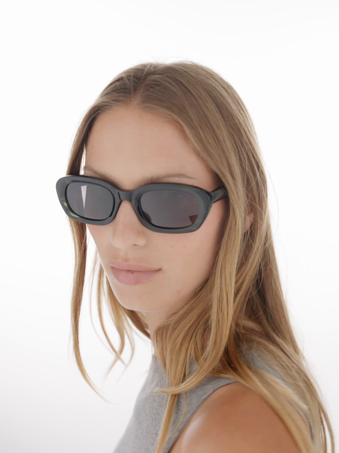 Oval sunglasses