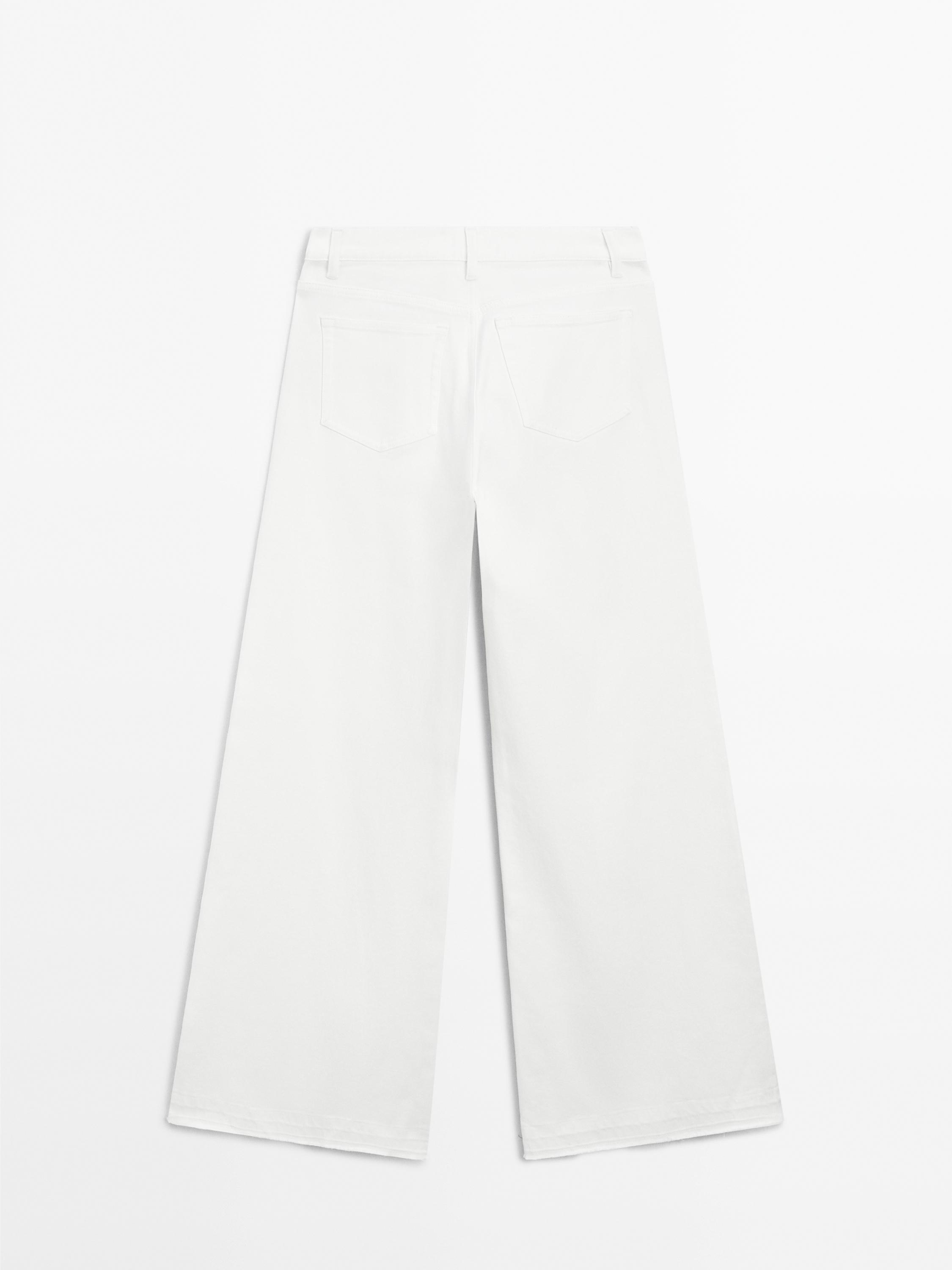 Flared high-waist jeans