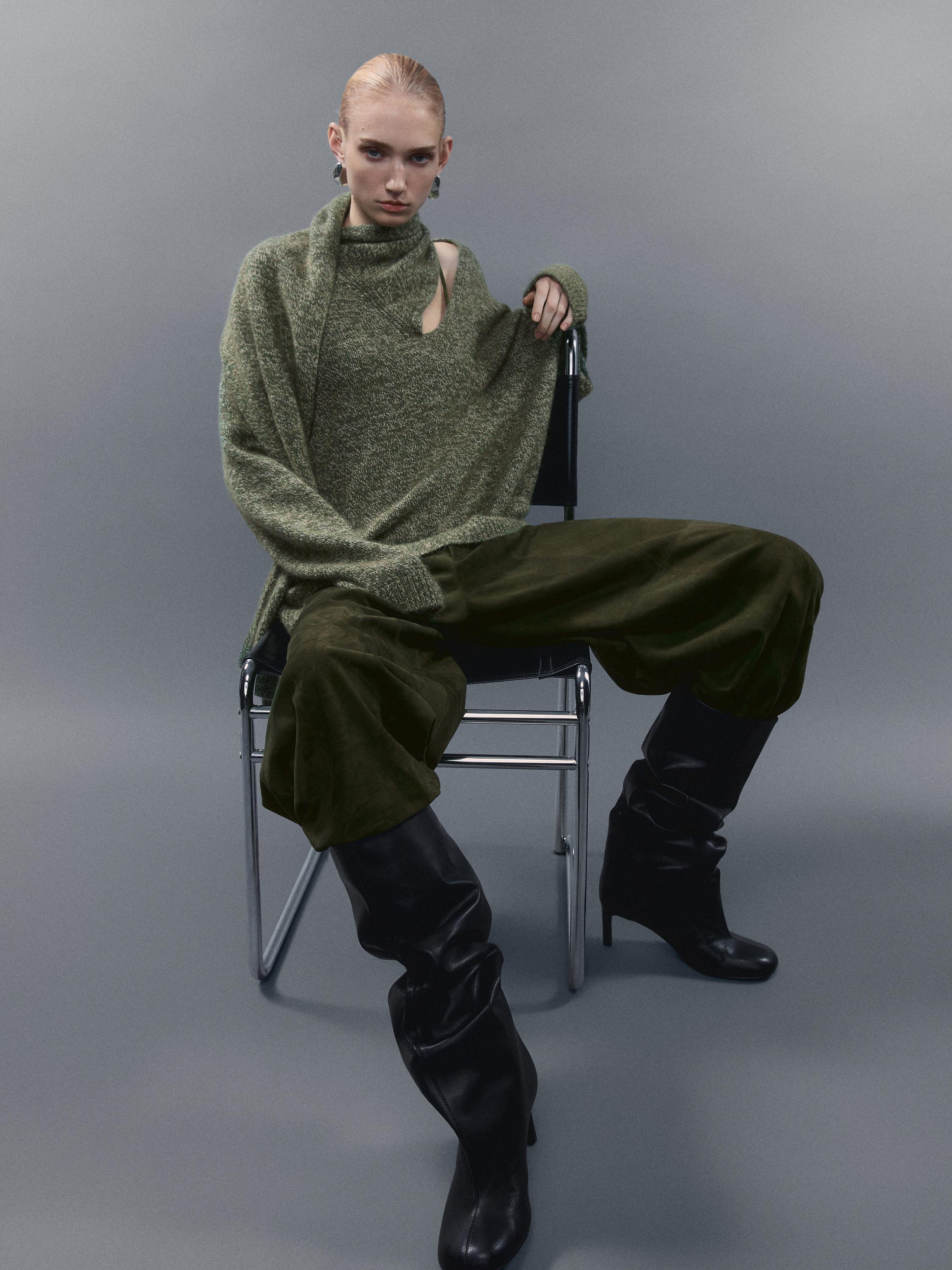 Flecked knit sweater with scarf - STUDIO