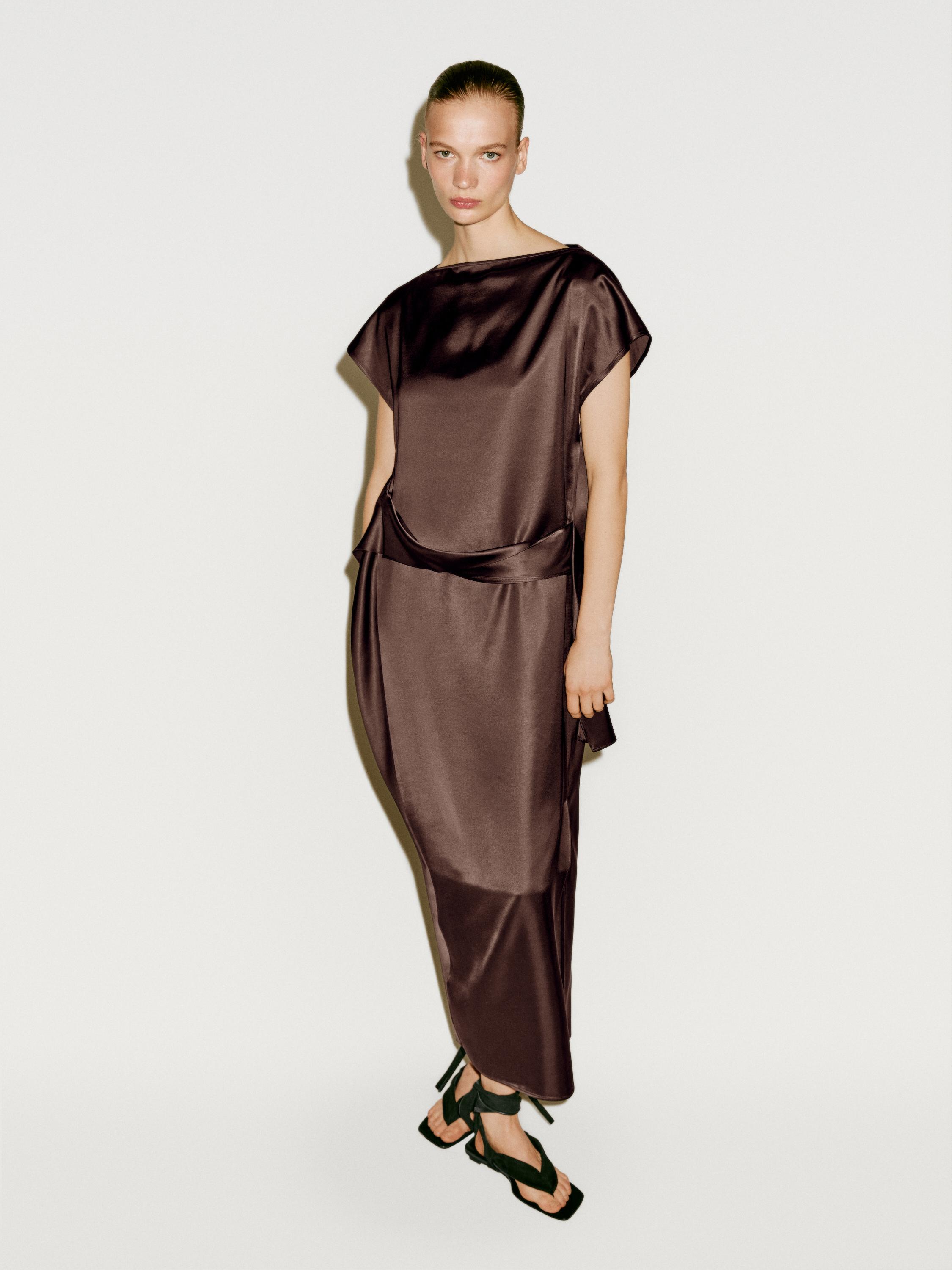 Satin dress with belt detail - Limited Edition