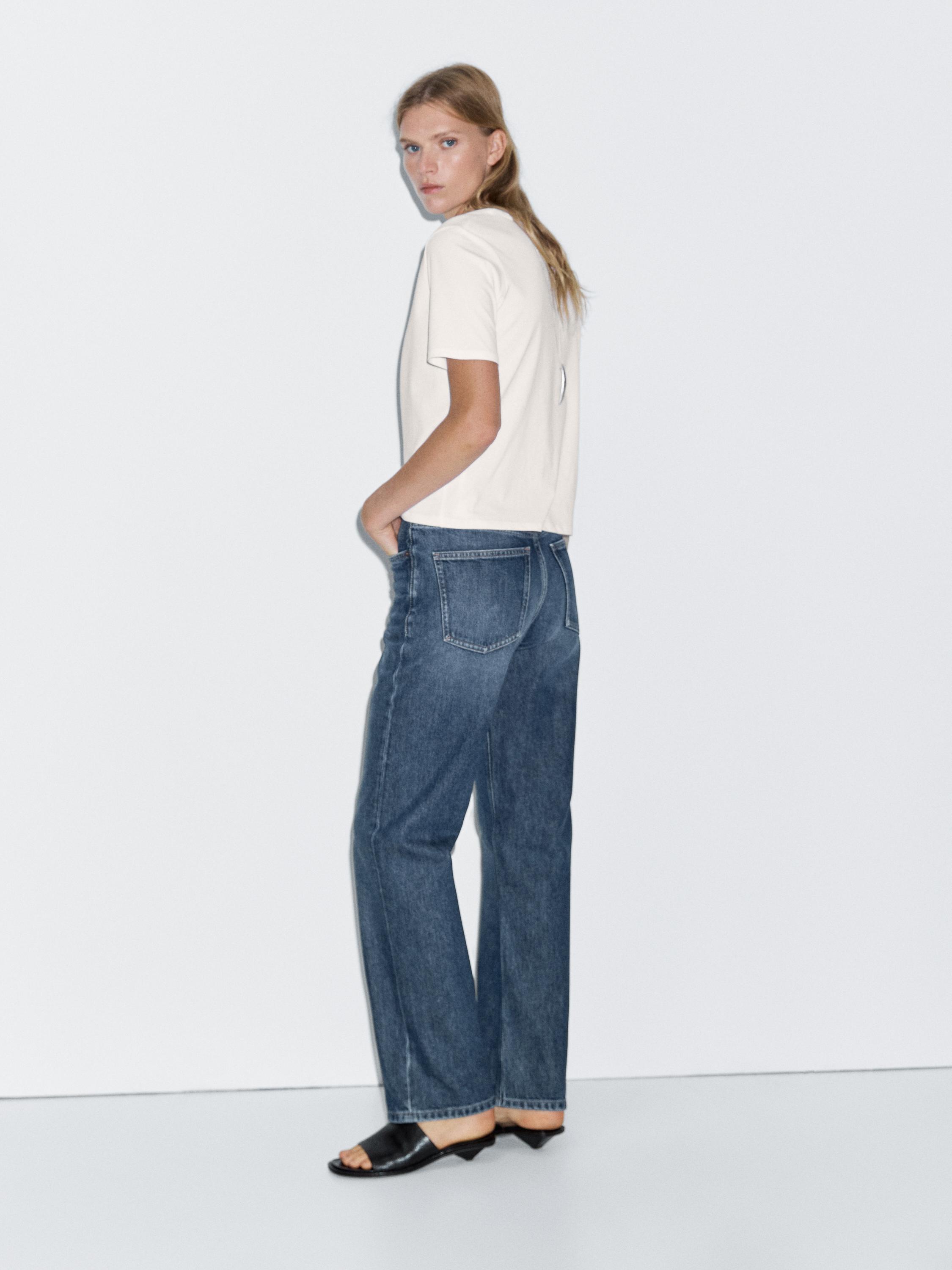 Straight-leg high-waist jeans