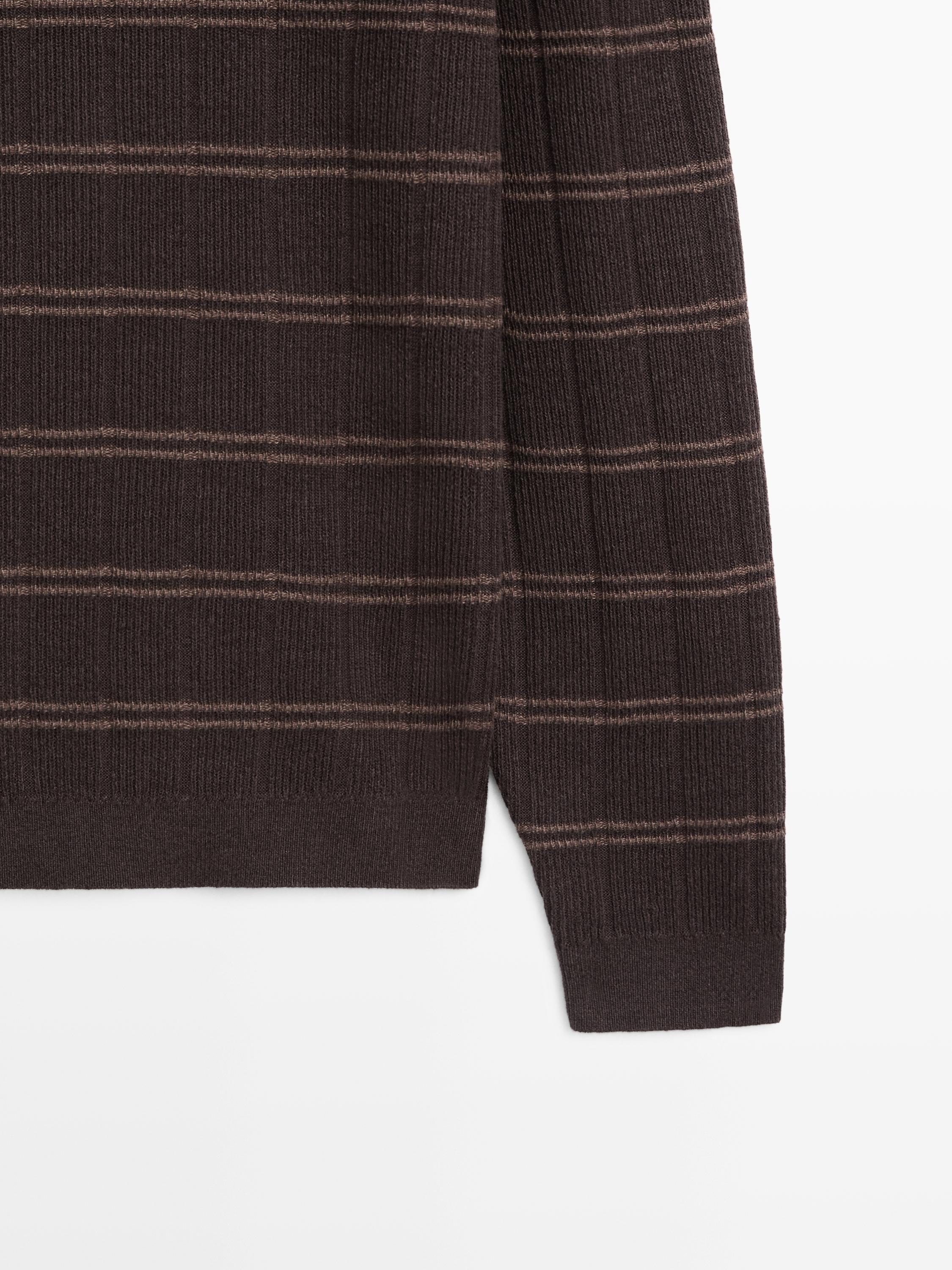 Striped knit crew neck sweater — BROWN