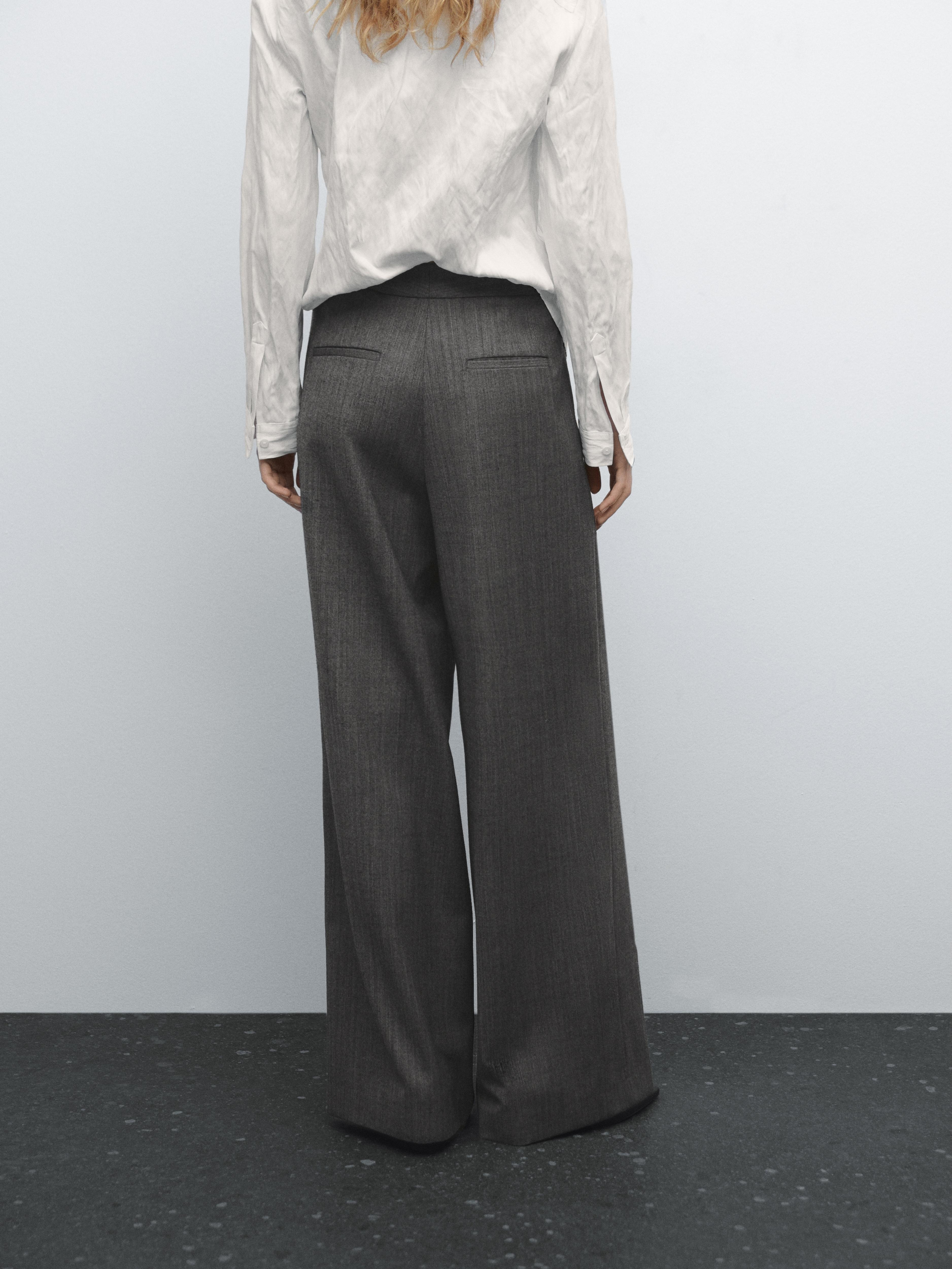 Wool blend trousers with double darts