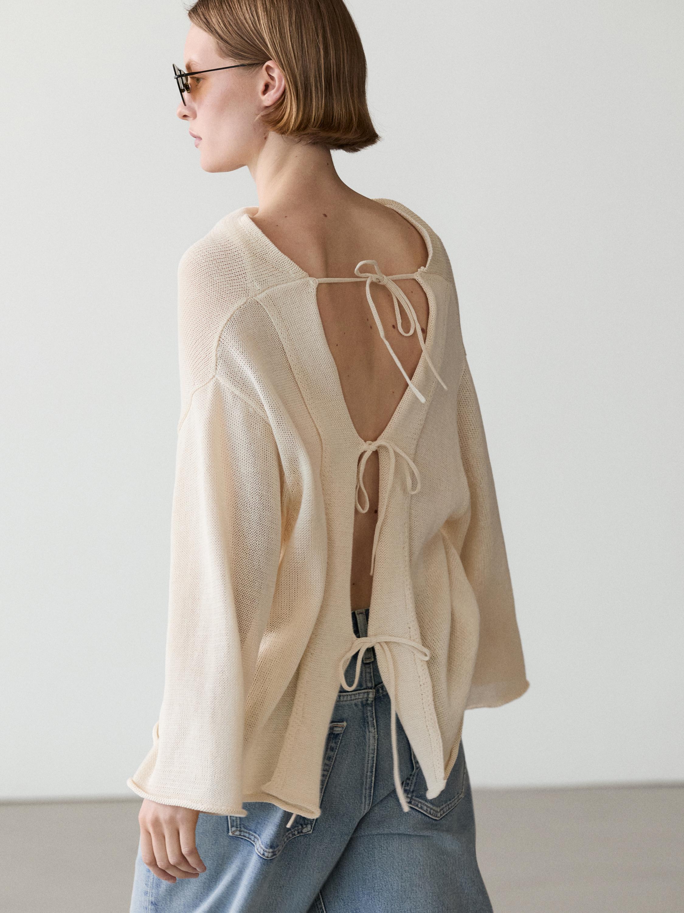 100% cotton knit sweater with back ties — BEIGE
