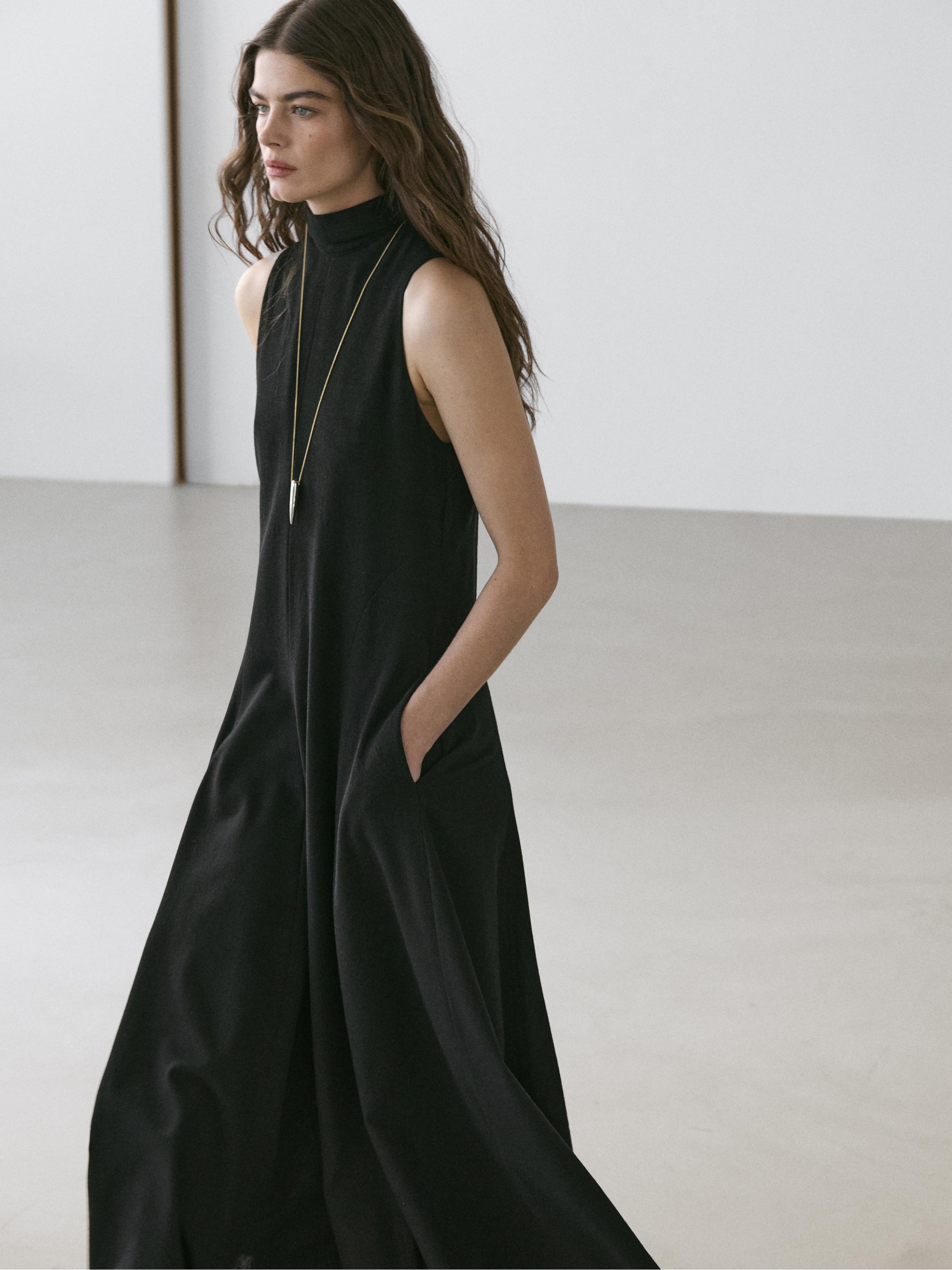 Halter neck midi dress with tie detail — BLACK