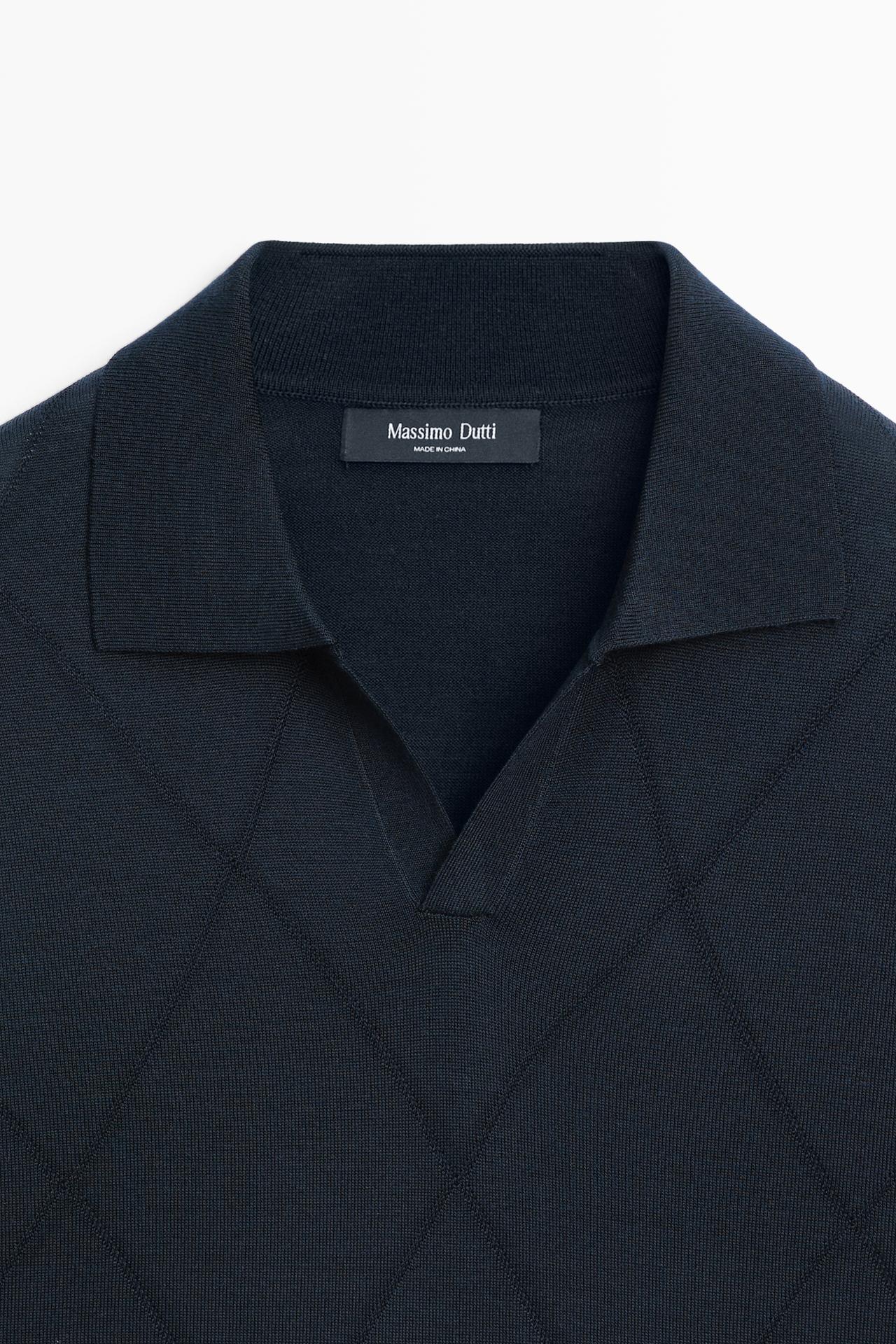 Argyle knit polo sweater — NAVY BLUE