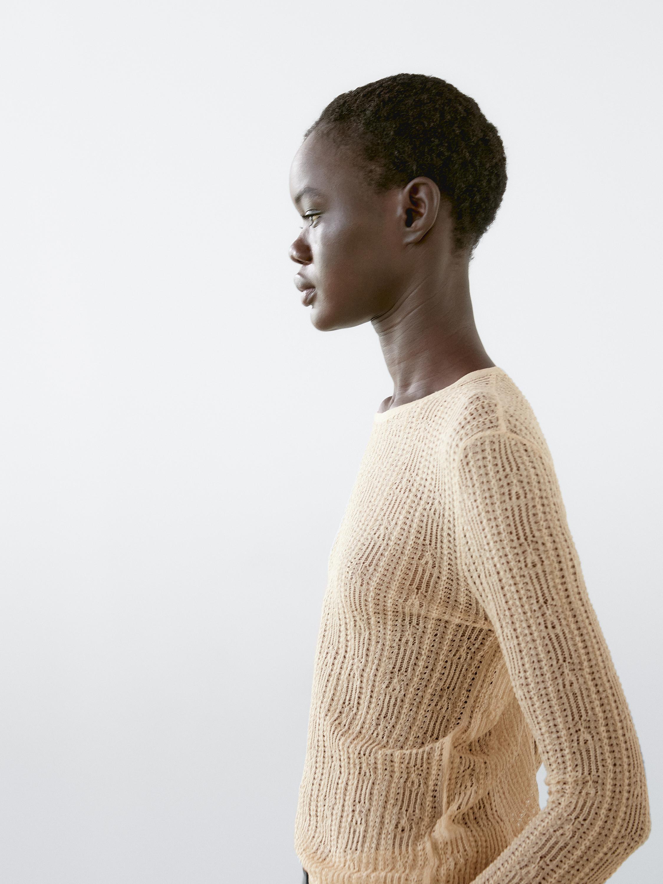 Long sleeve T-shirt with openwork fabric