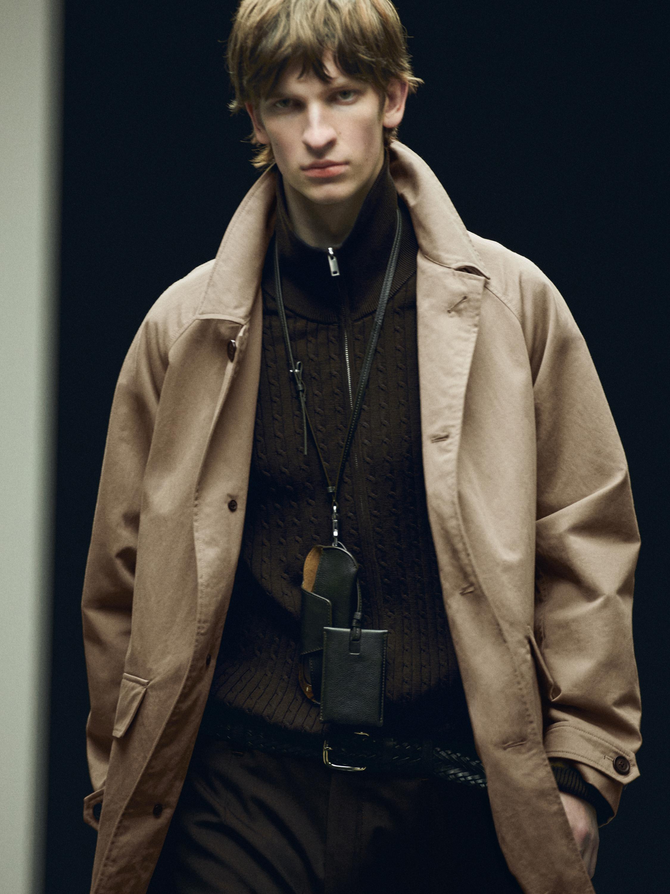 Cool wool textured trousers — BROWN
