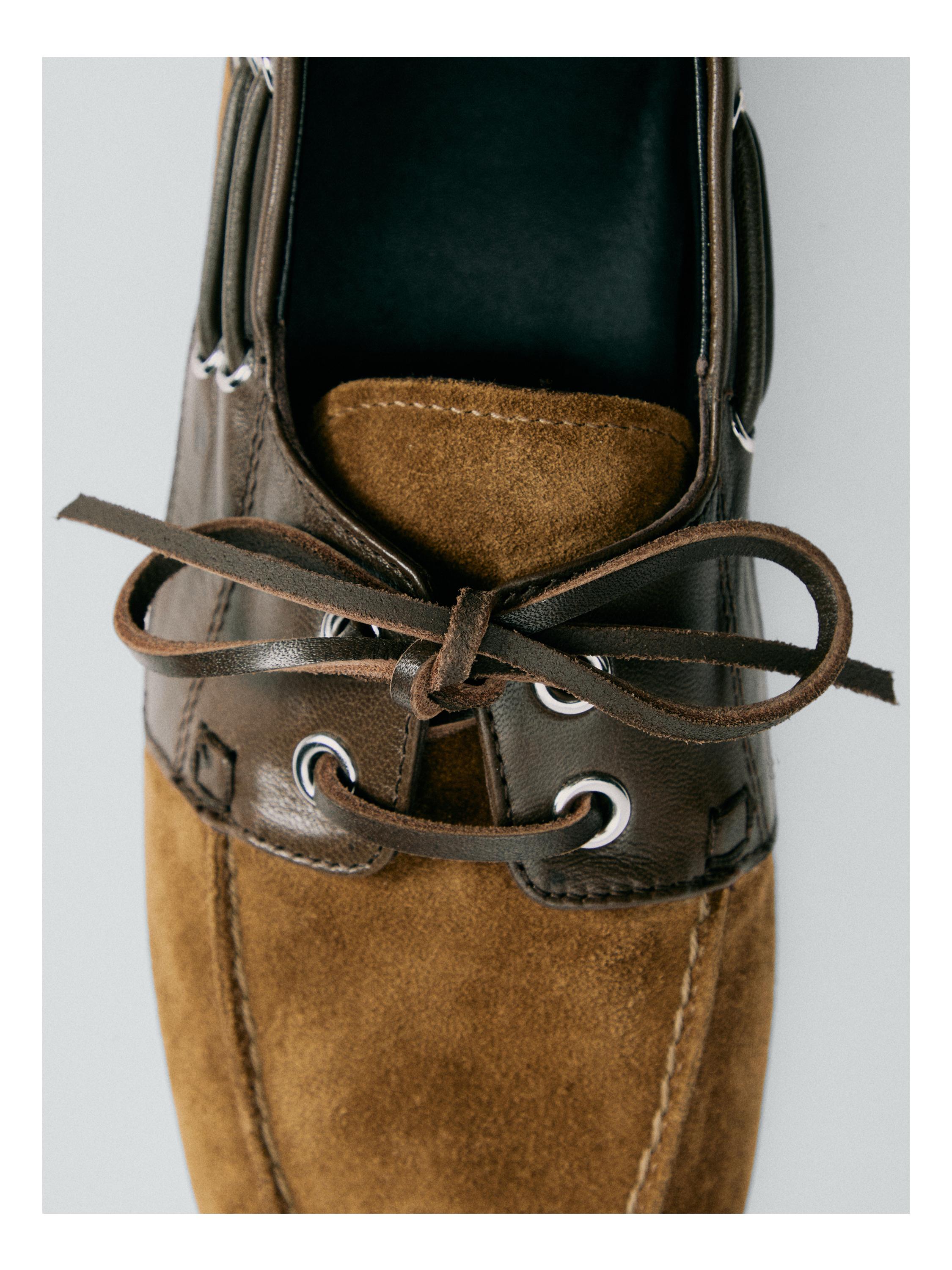 Contrast leather deck shoes — CAMEL